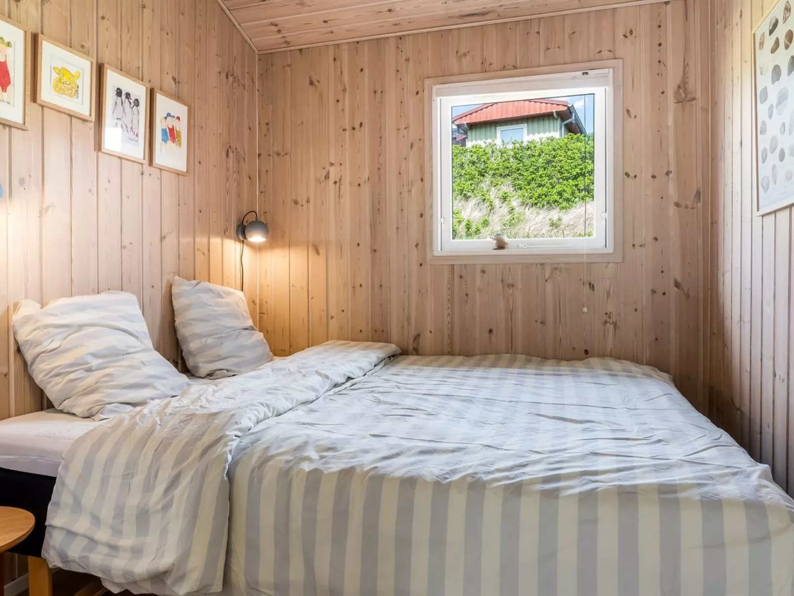 "Idalia" - 125m from the sea-Binnen