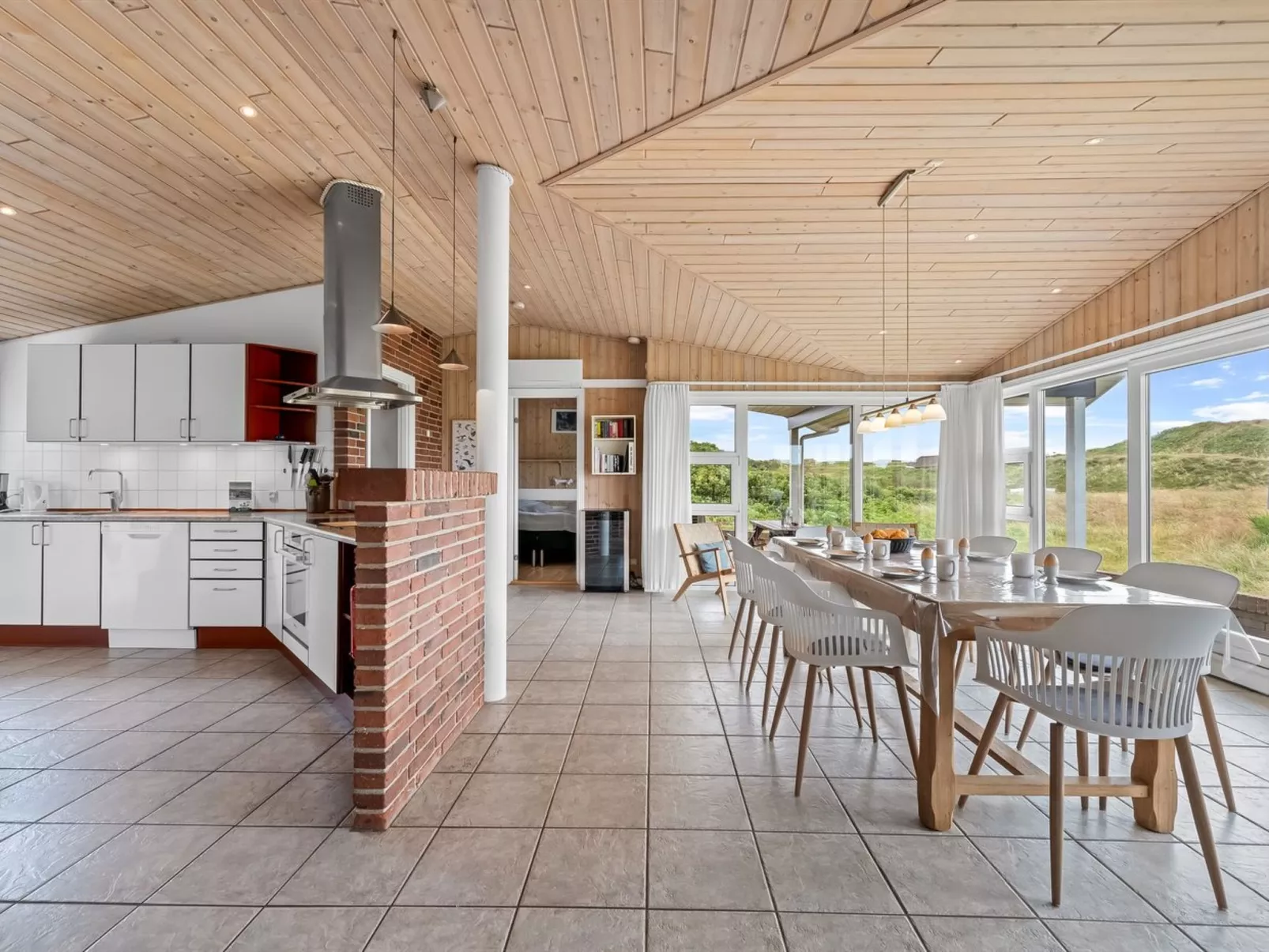 "Eugenie" - 450m from the sea-Binnen