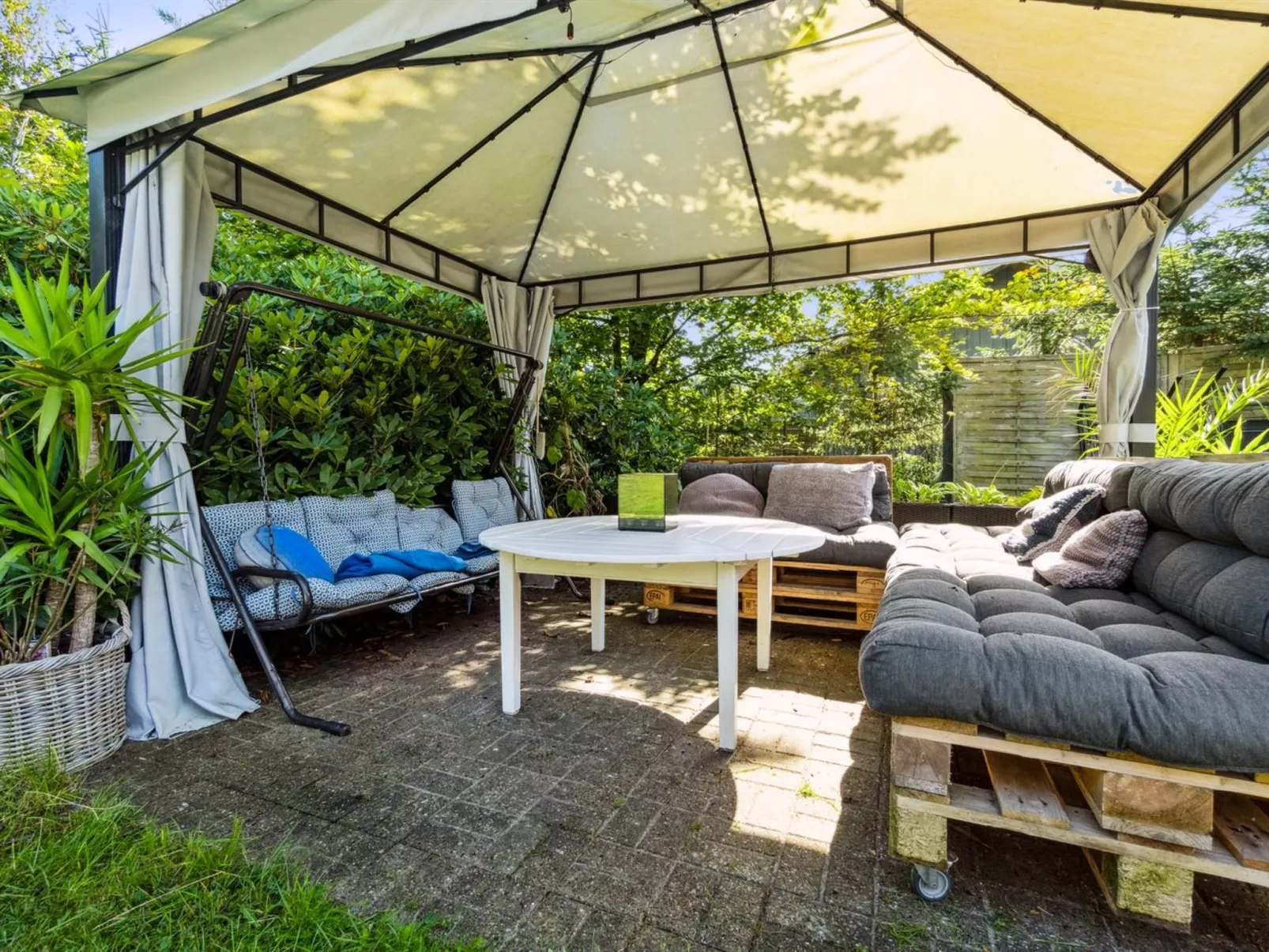 "Annamie" - 650m from the sea-Buiten