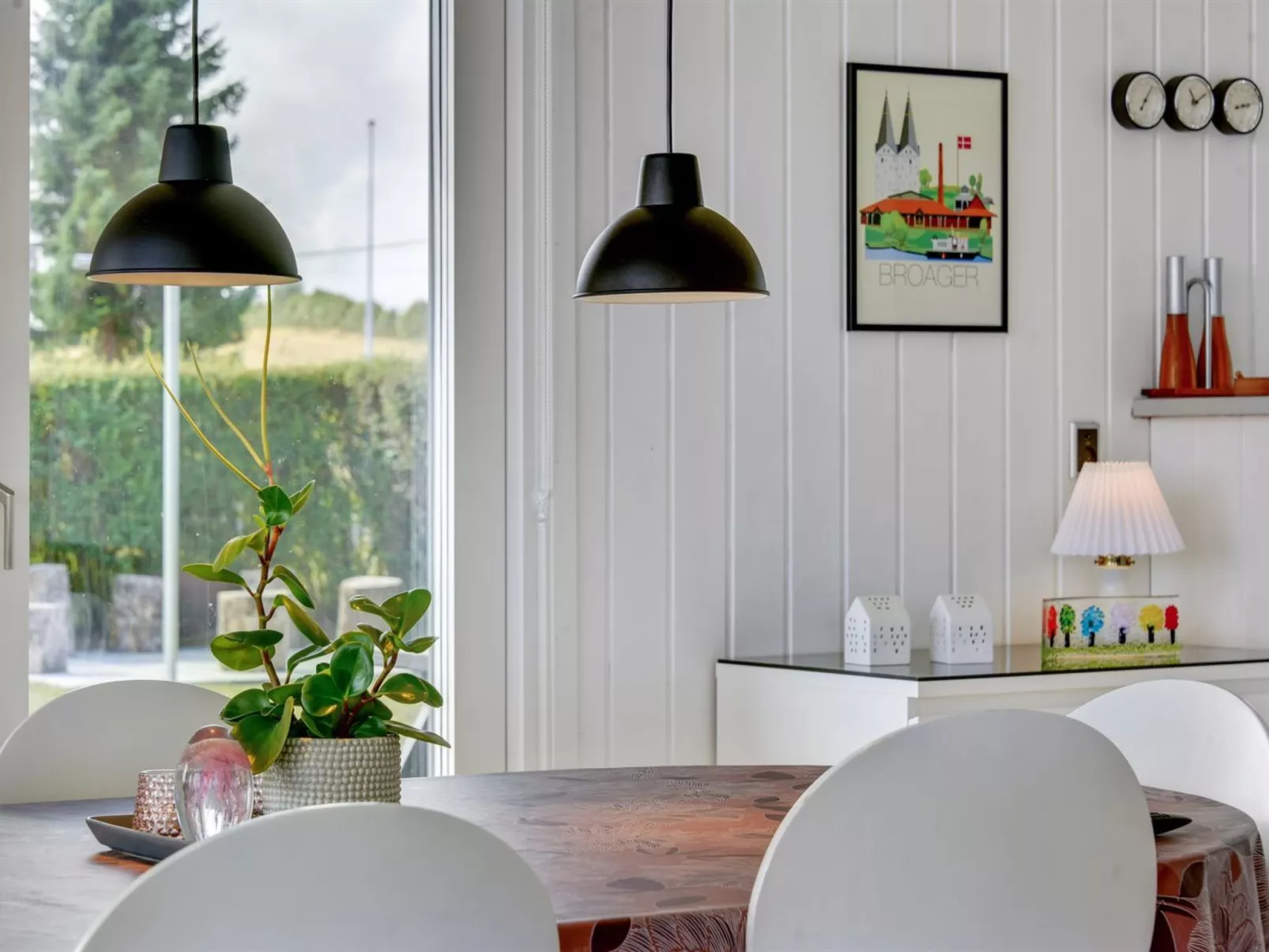 "Beowulf" - 200m from the sea-Binnen