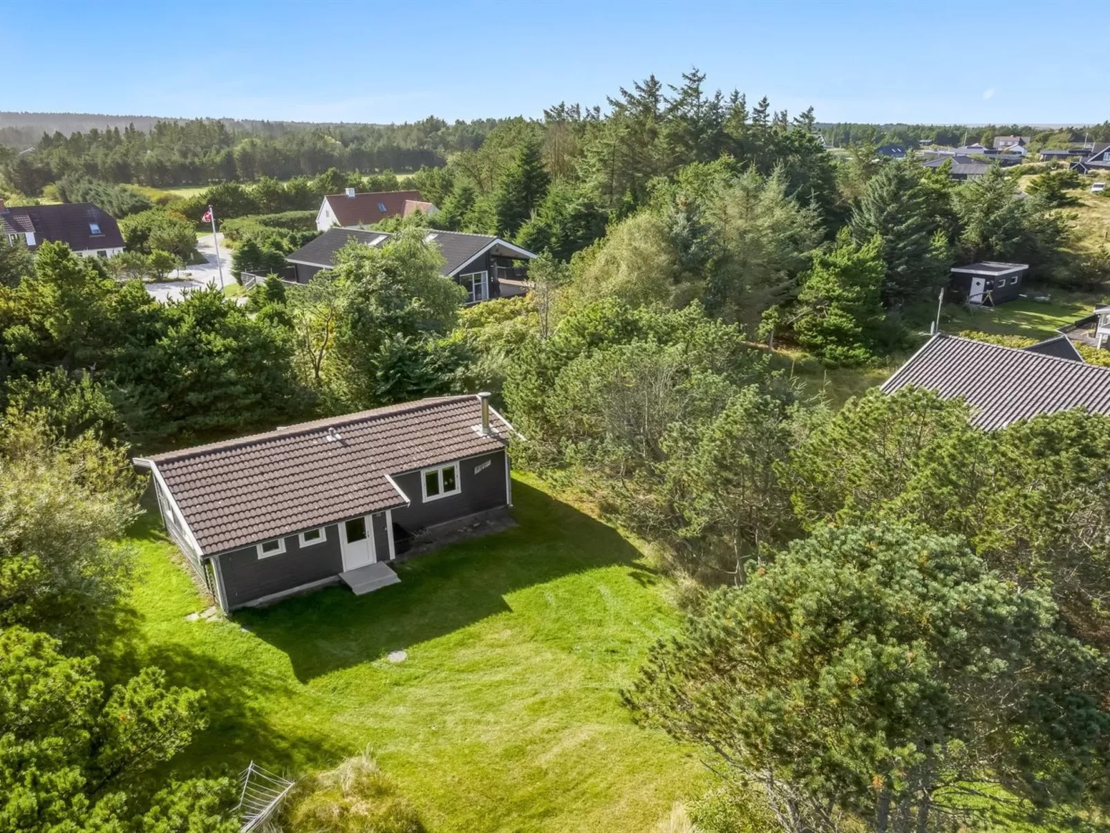 "Lökea" - 800m from the sea-Buiten