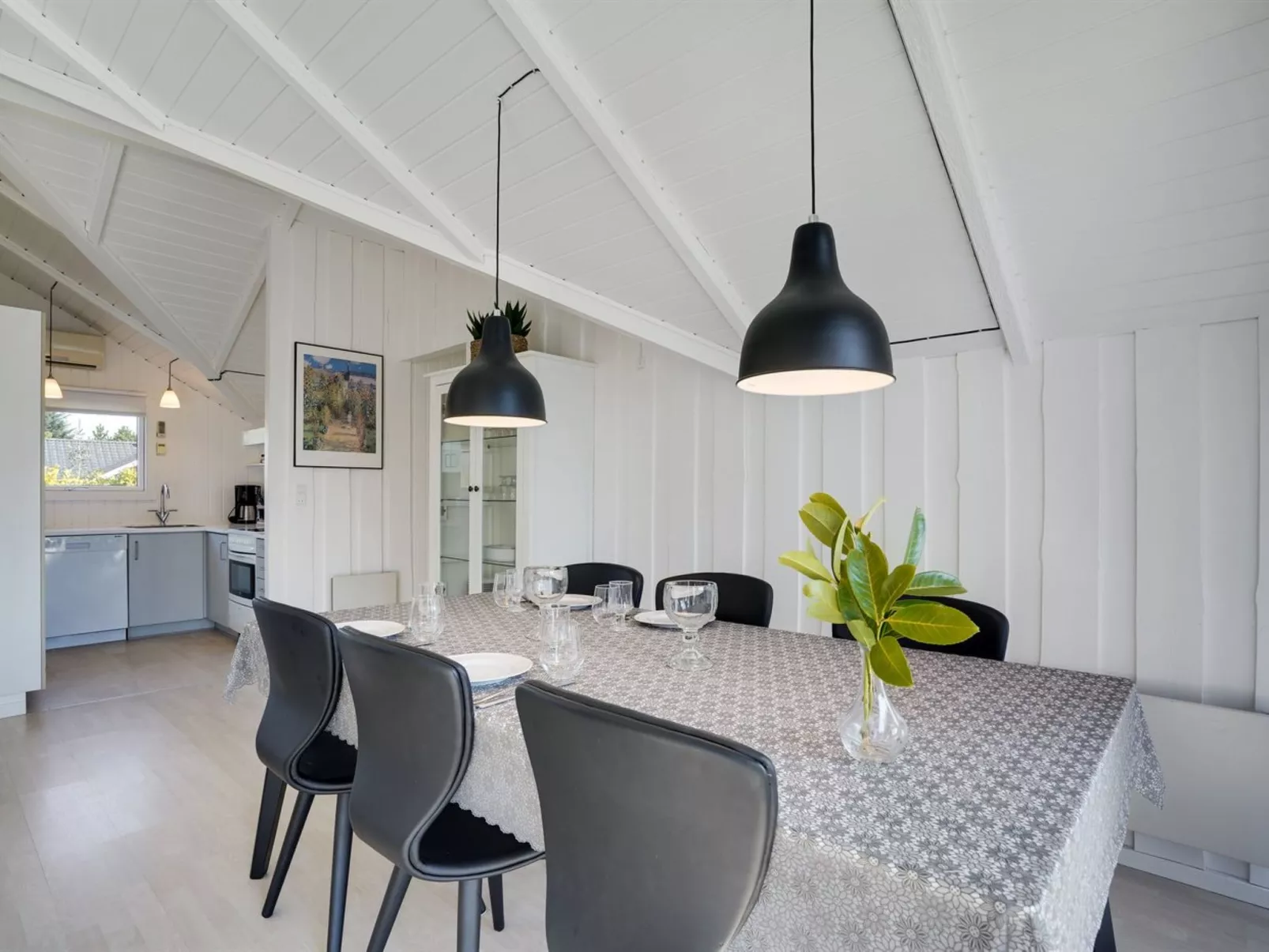 "Edvardsine" - 12km from the sea-Binnen