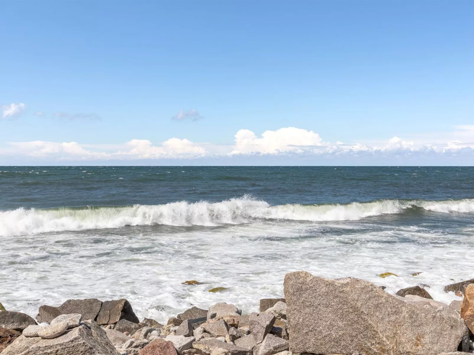 "Lahja" - 400m from the sea-Buiten