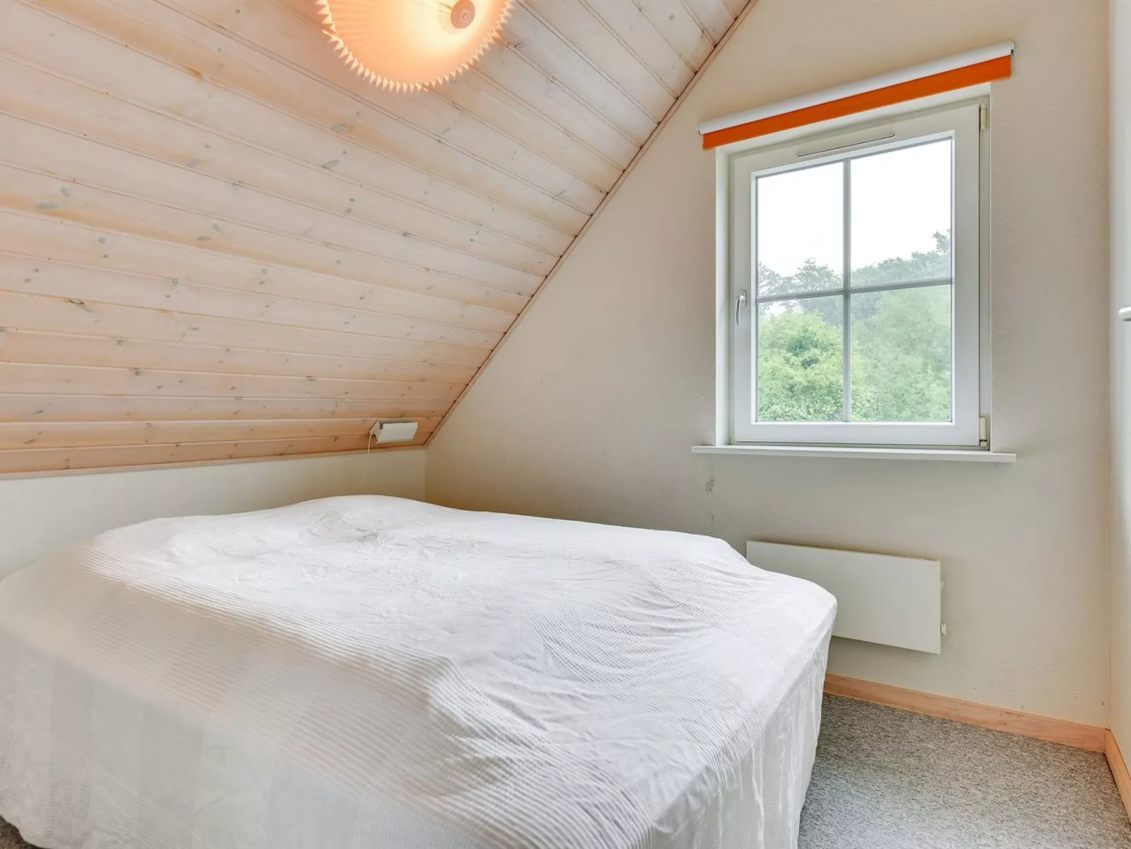 "Tamia" - 100m to the fjord-Binnen