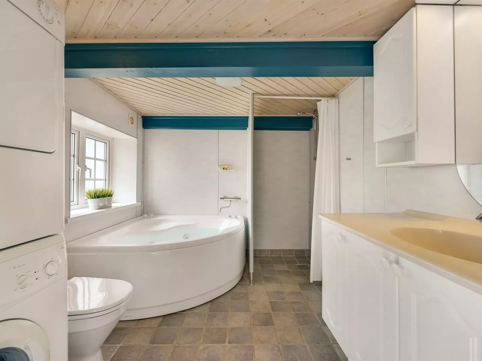 "Willi" - 3km from the sea-Binnen