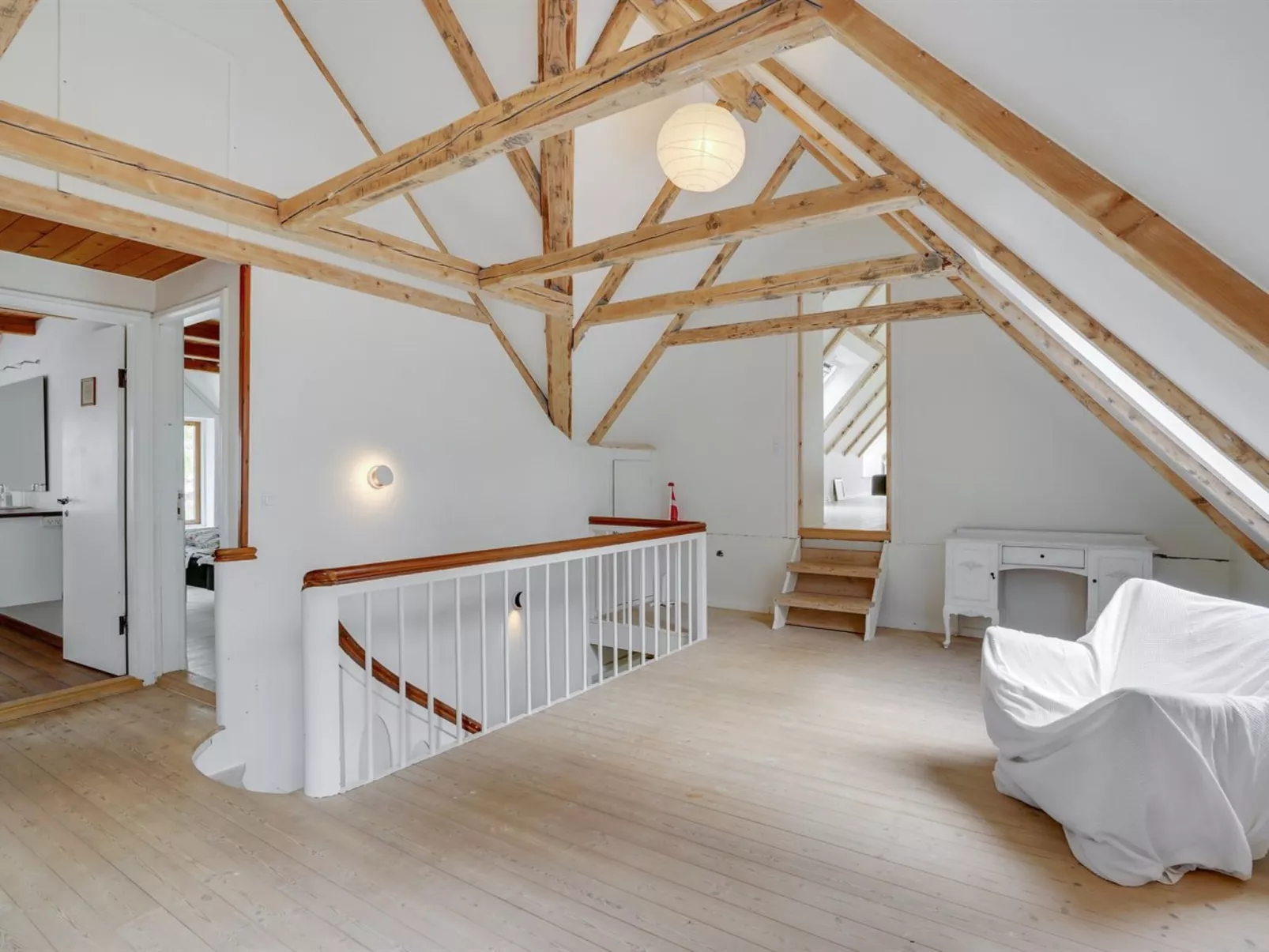 "Nella" - 1.2km from the sea-Binnen