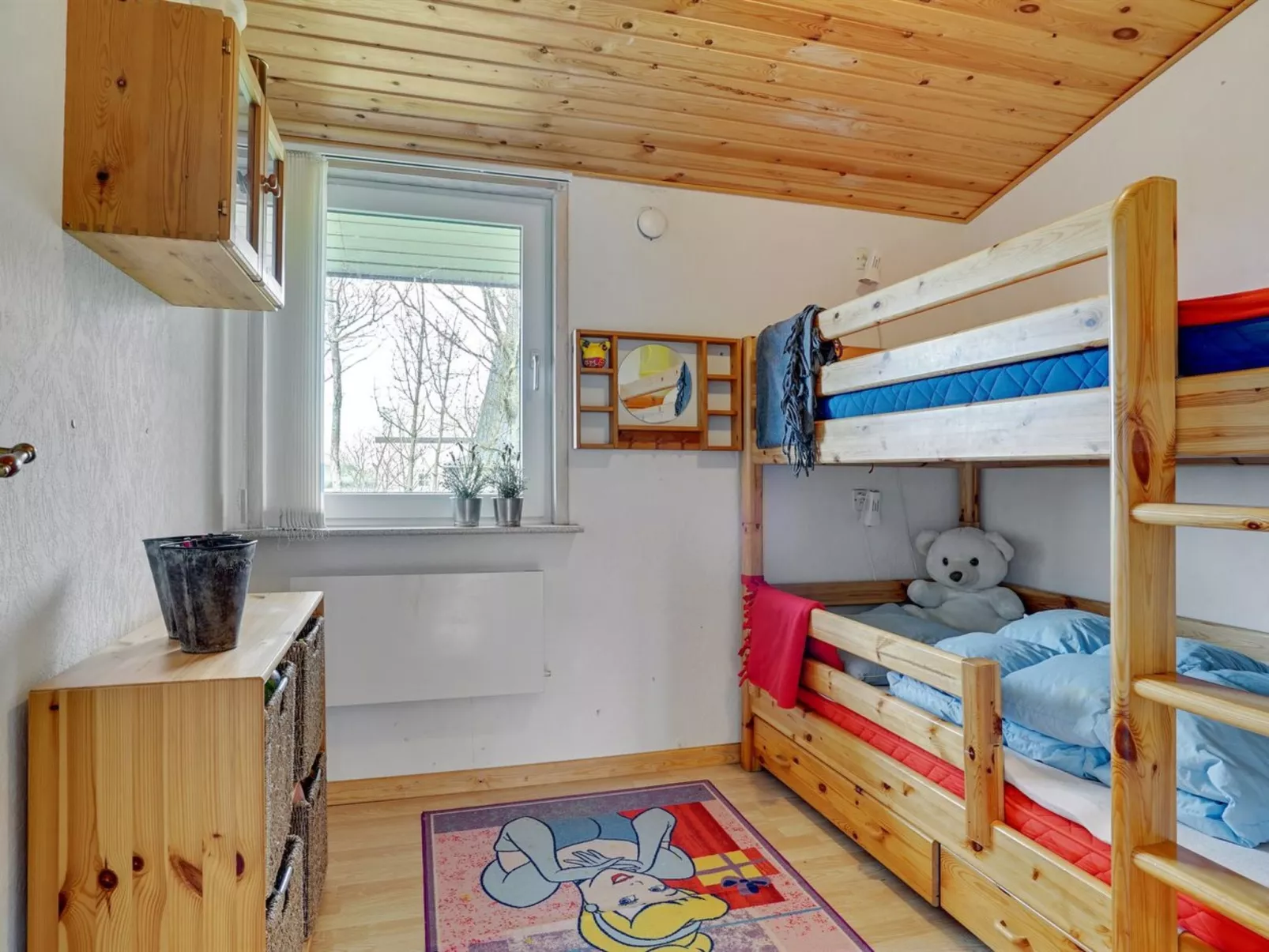 "Anselma" - 800m to the fjord-Binnen