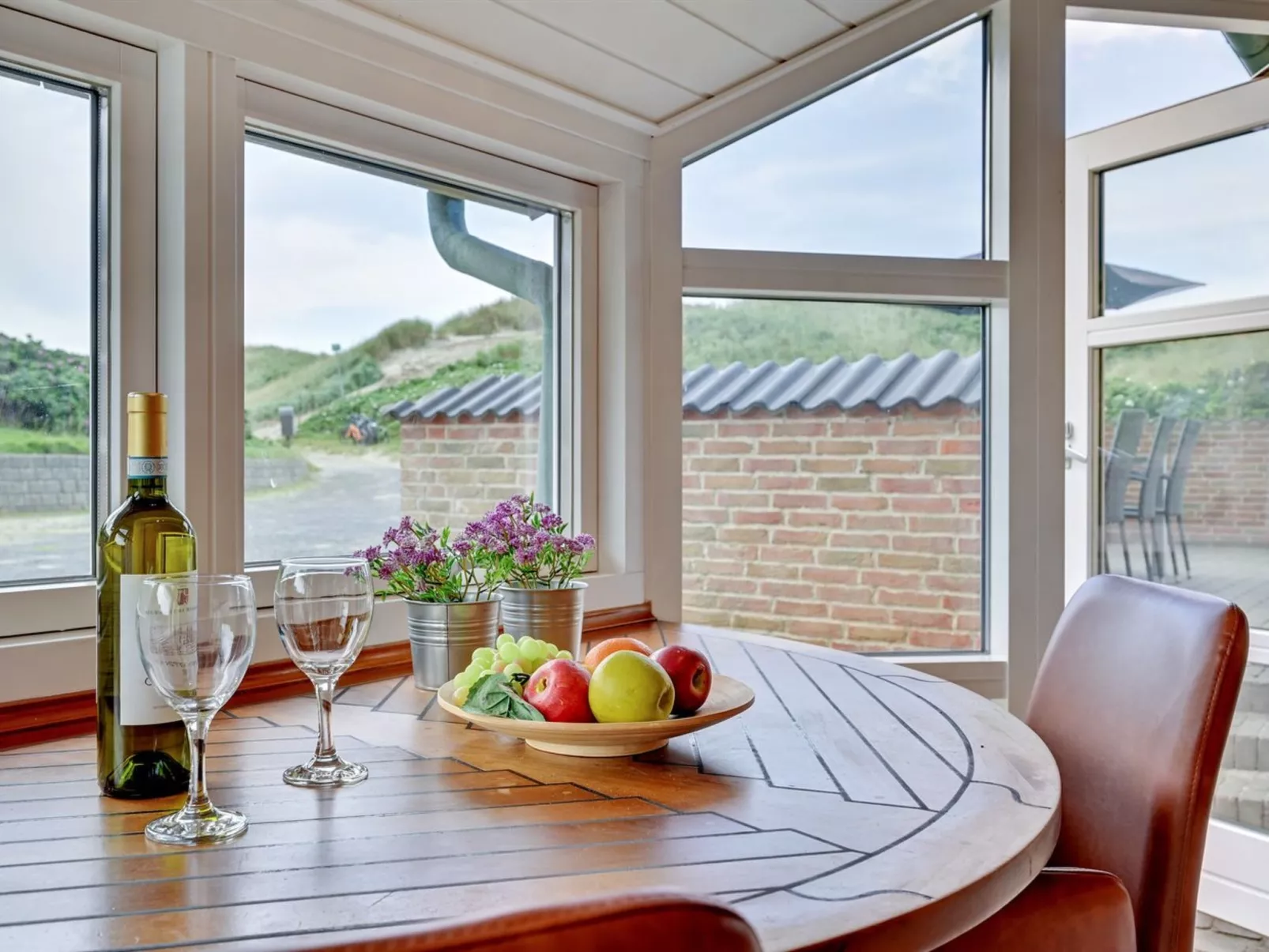 "Gidsken" - 30m from the sea-Binnen