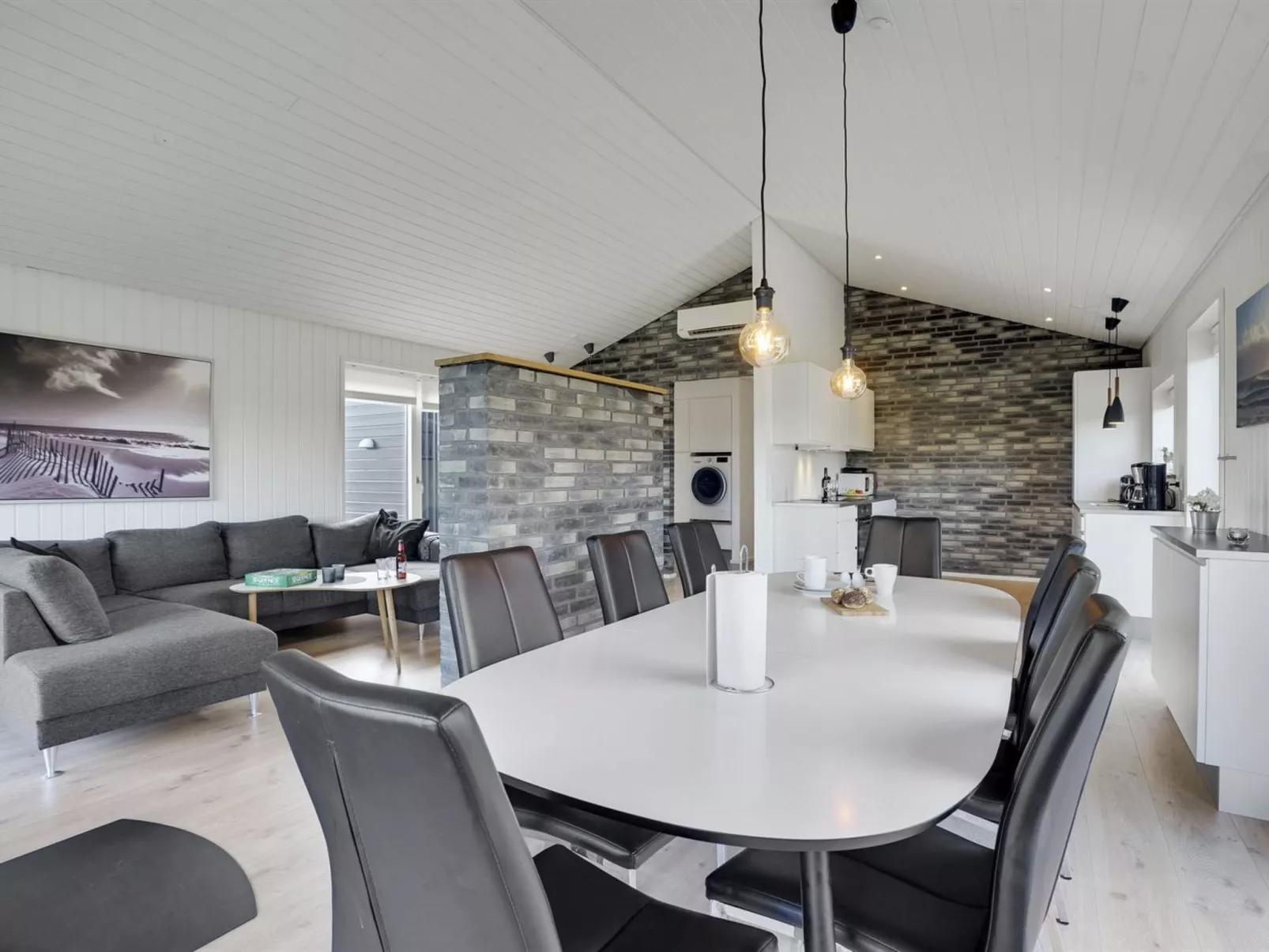 "Øthbiorn" - 1.1km from the sea-Binnen