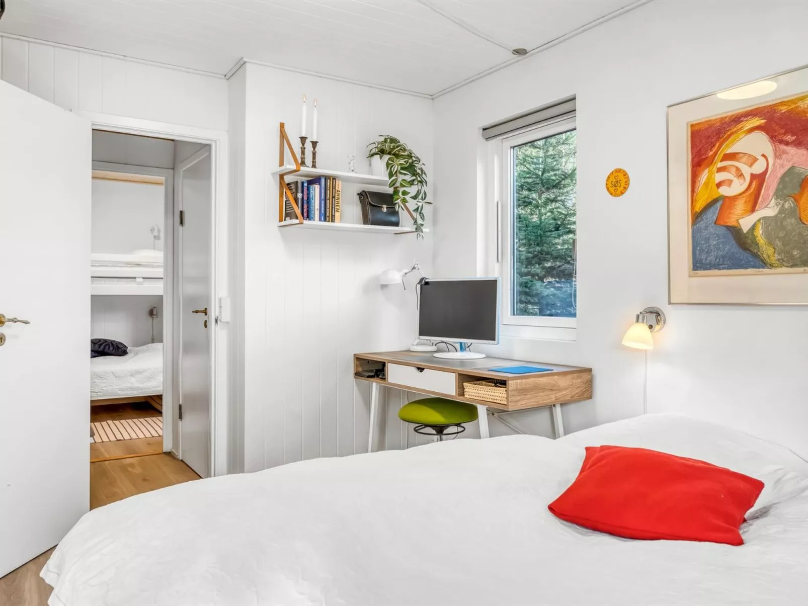 "Milan" - 250m to the fjord-Binnen