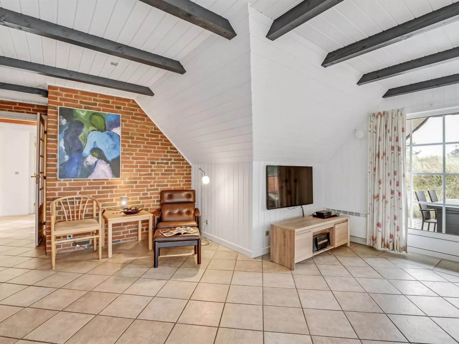 "Sannie" - 450m from the sea-Binnen