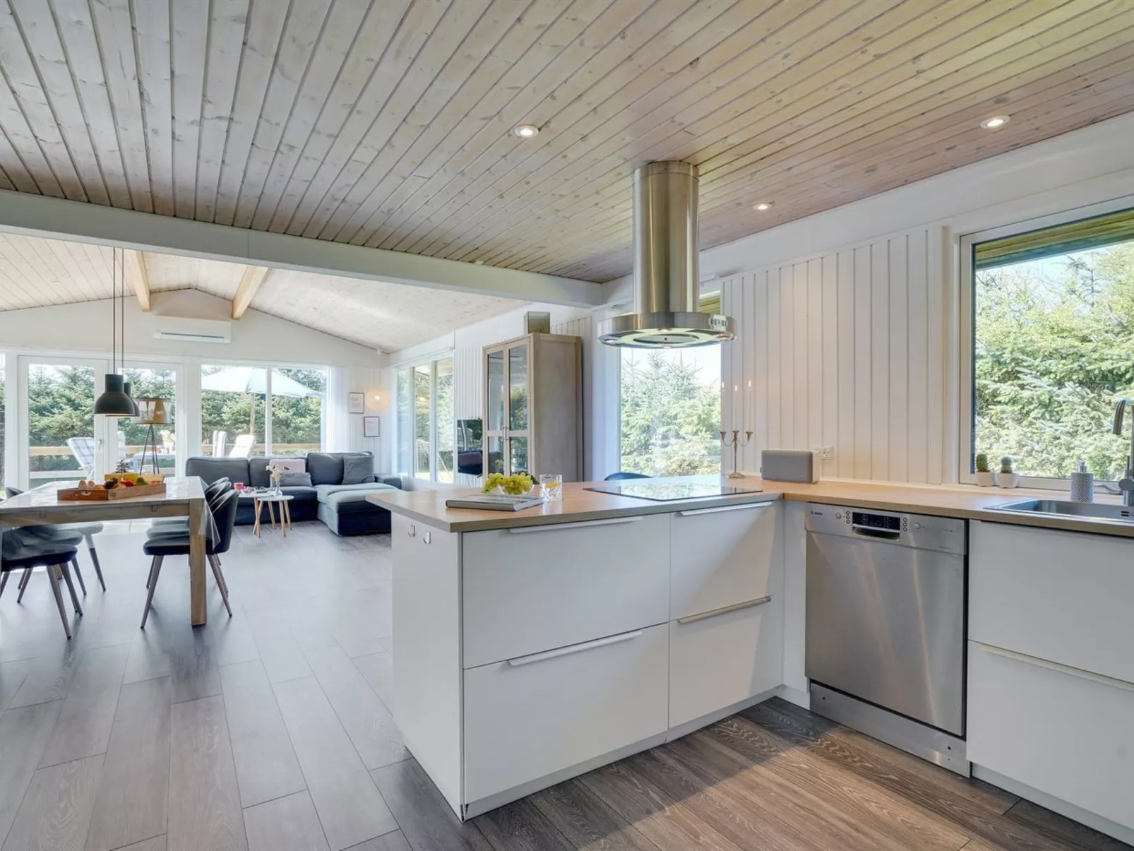 "Matilde" - 400m to the fjord-Binnen