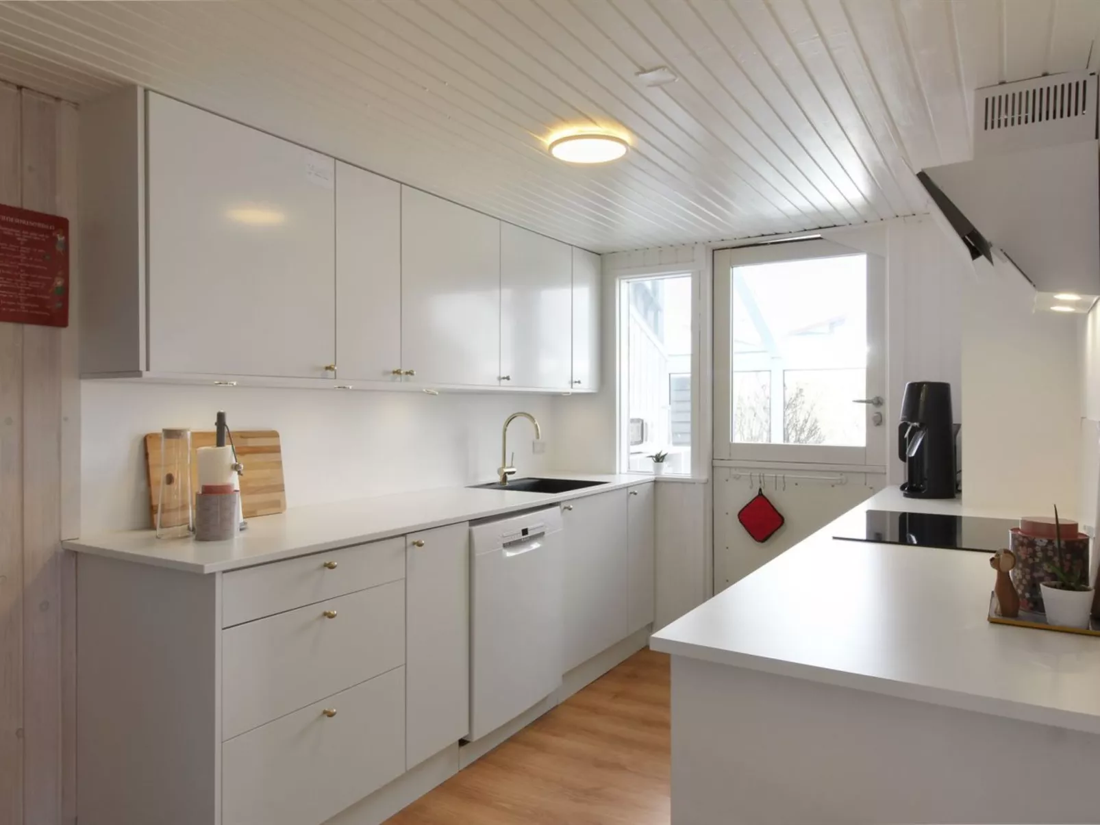 "Doritea" - 50m from the sea-Binnen