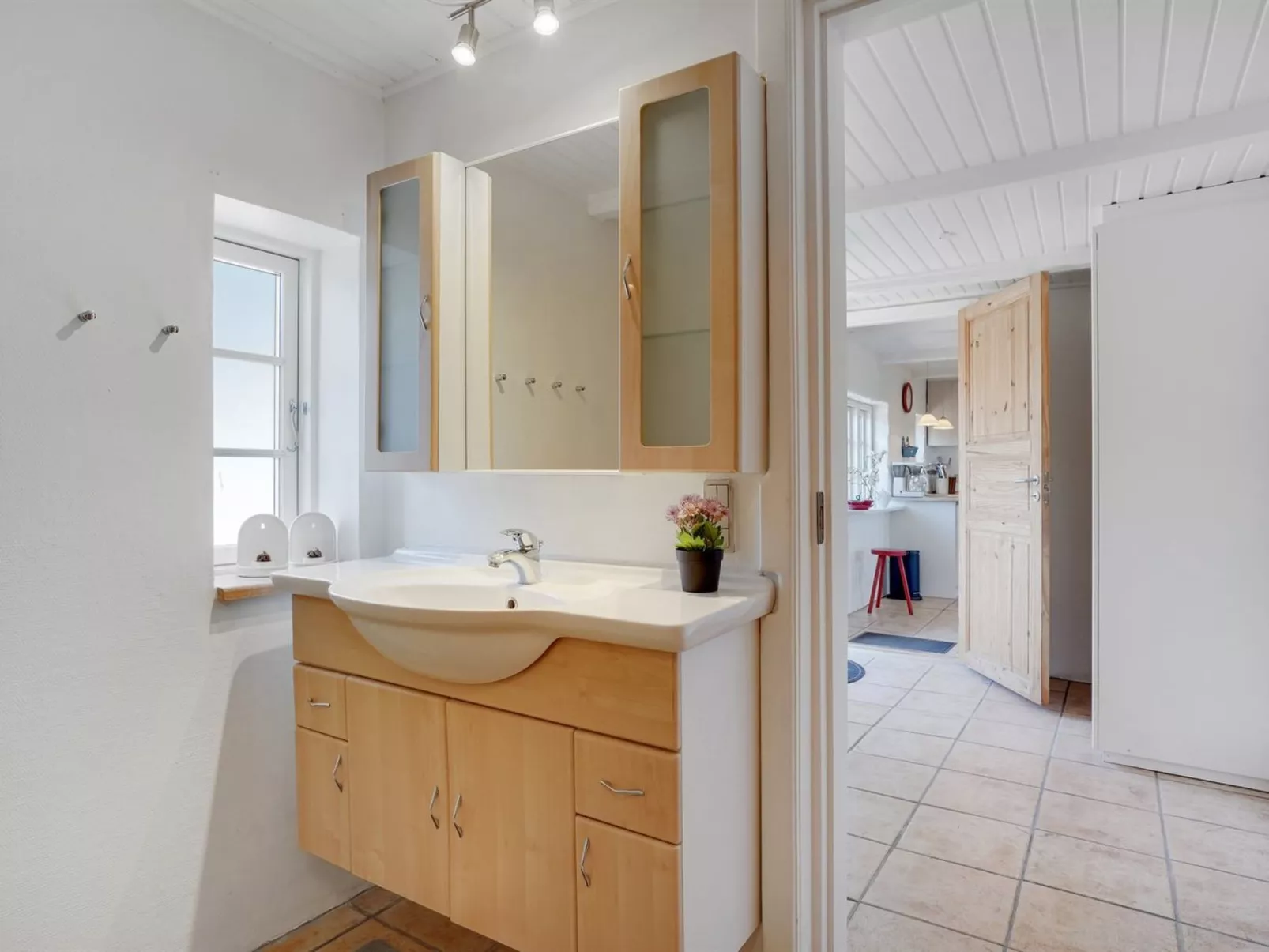 "Malene" - 700m to the fjord-Binnen