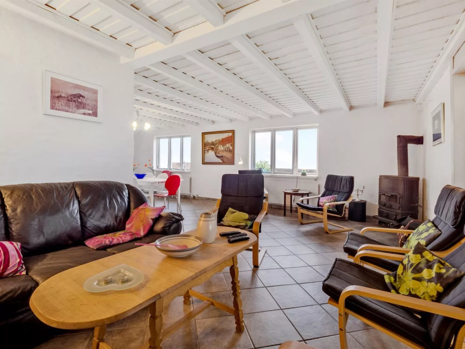 "Emmie" - 50m to the fjord-Binnen