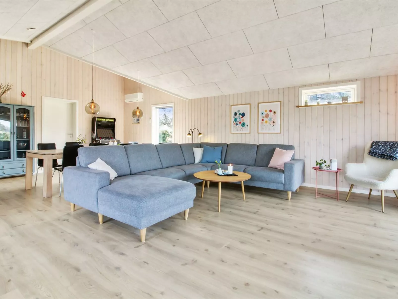 "Anuk" - 2.3km from the sea-Binnen