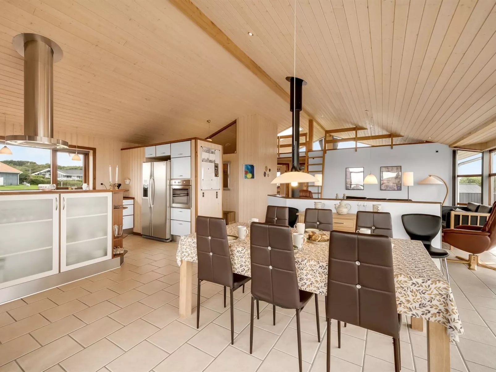 "Malila" - 400m to the fjord-Binnen