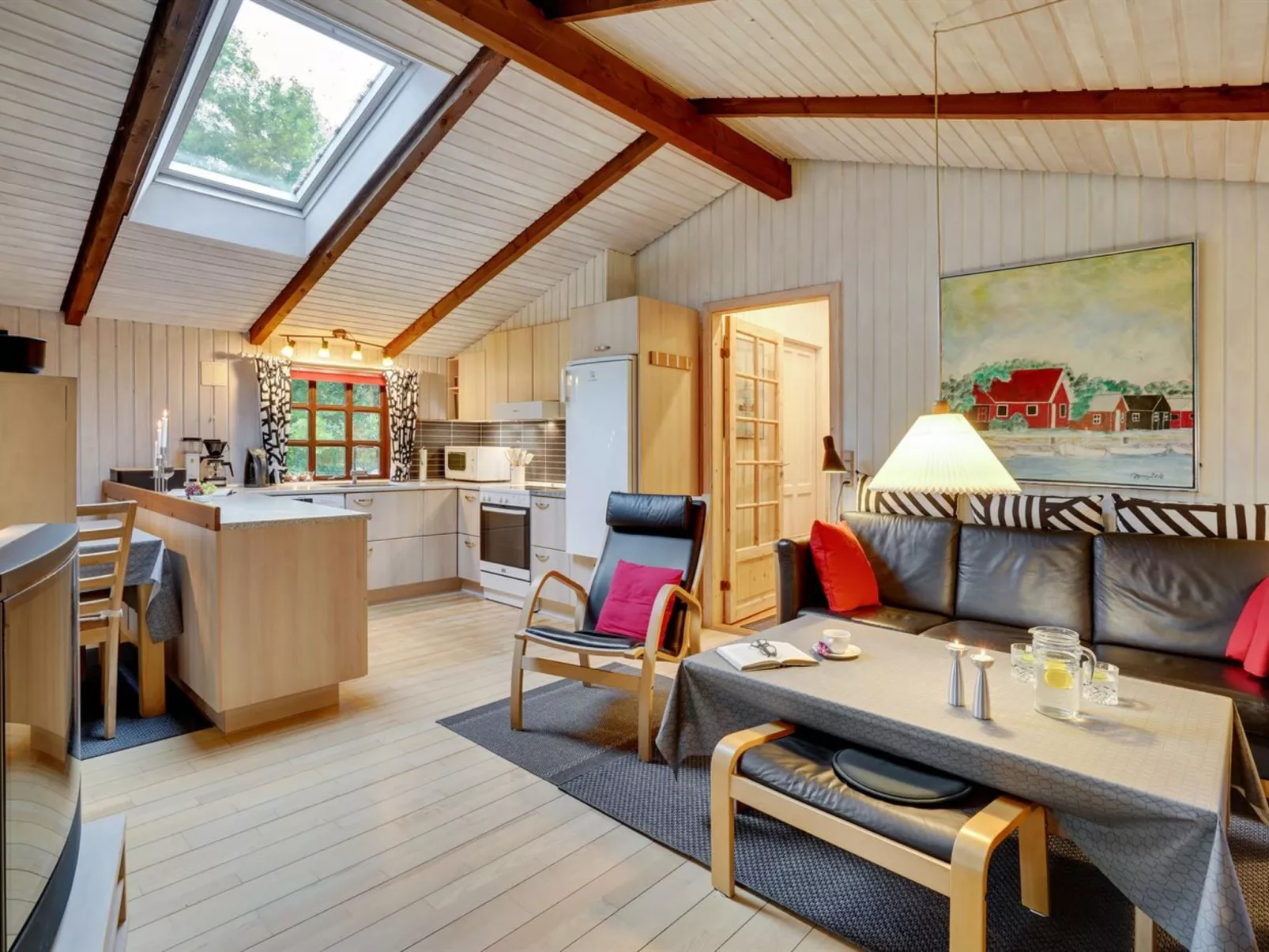 "Gail" - 400m to the fjord-Binnen