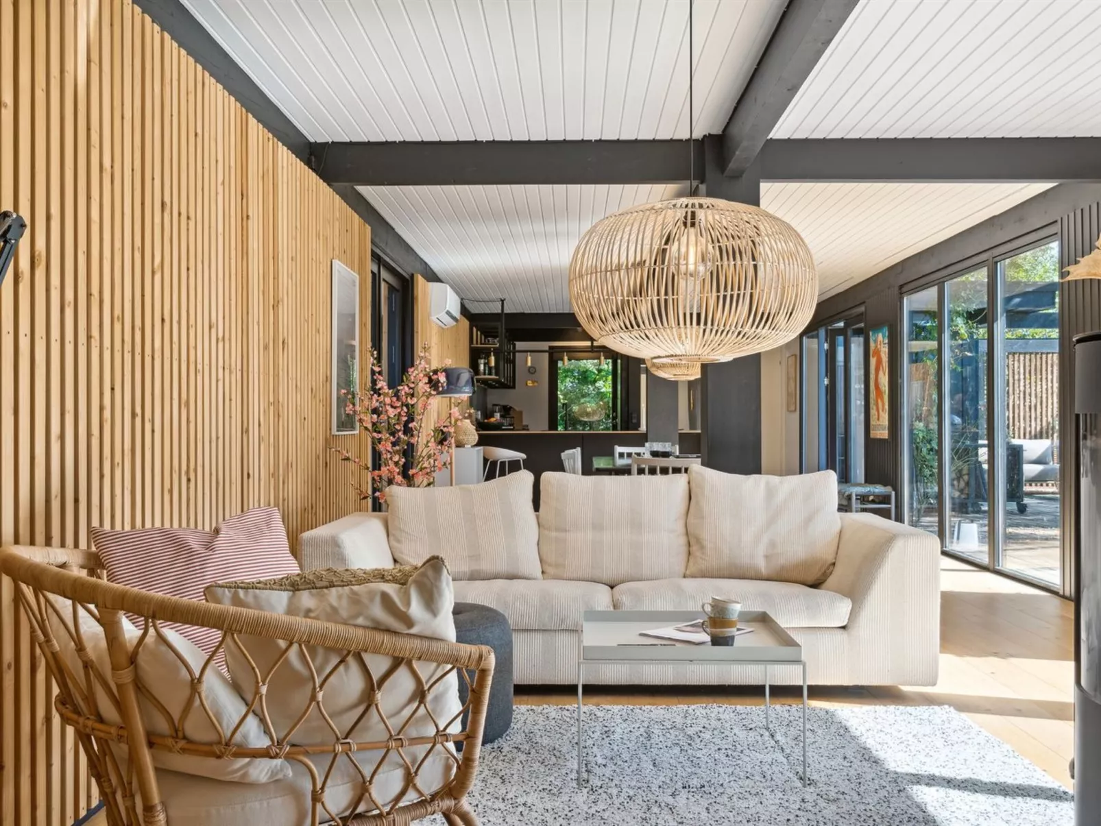 "Hævnir" - 1km from the sea-Binnen