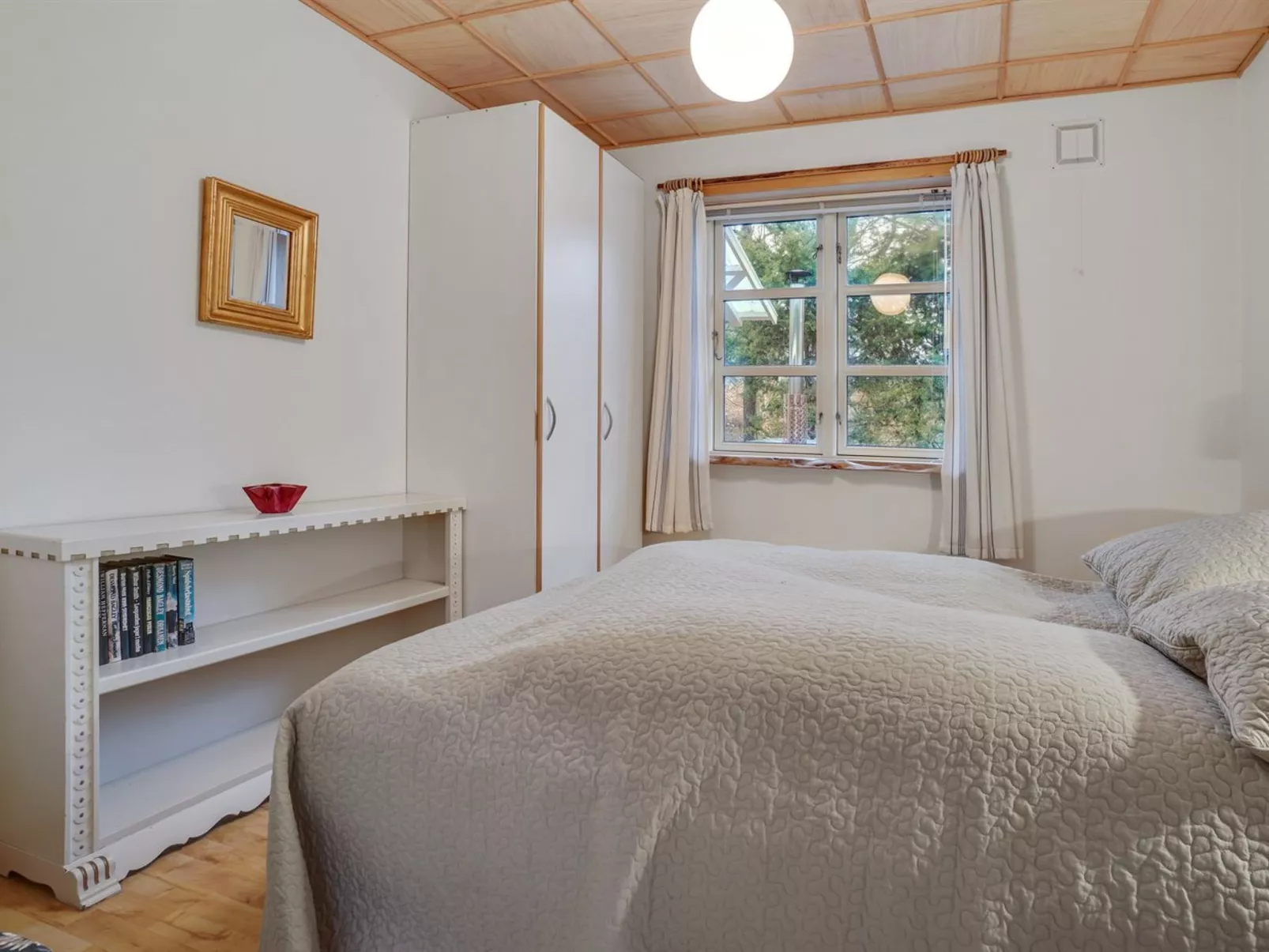 "Flugha" - 500m to the fjord-Binnen