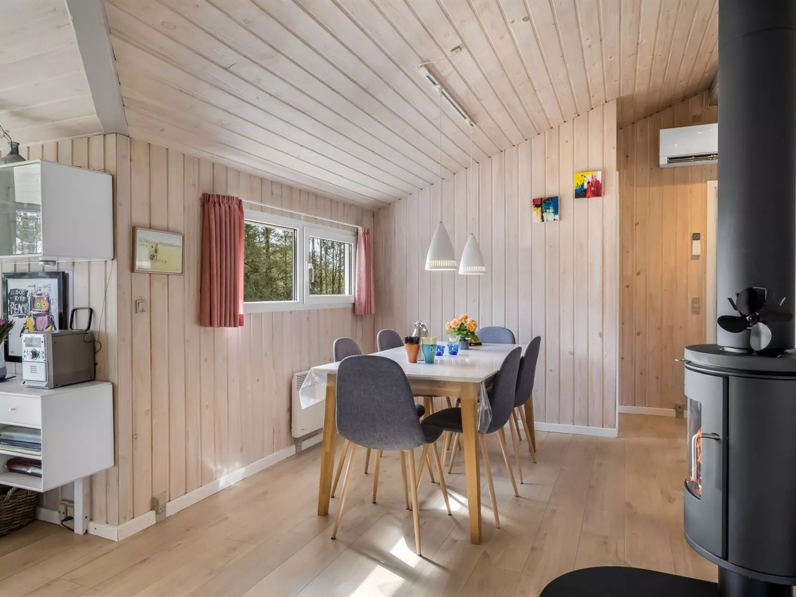 "Richardine" - 850m from the sea-Binnen