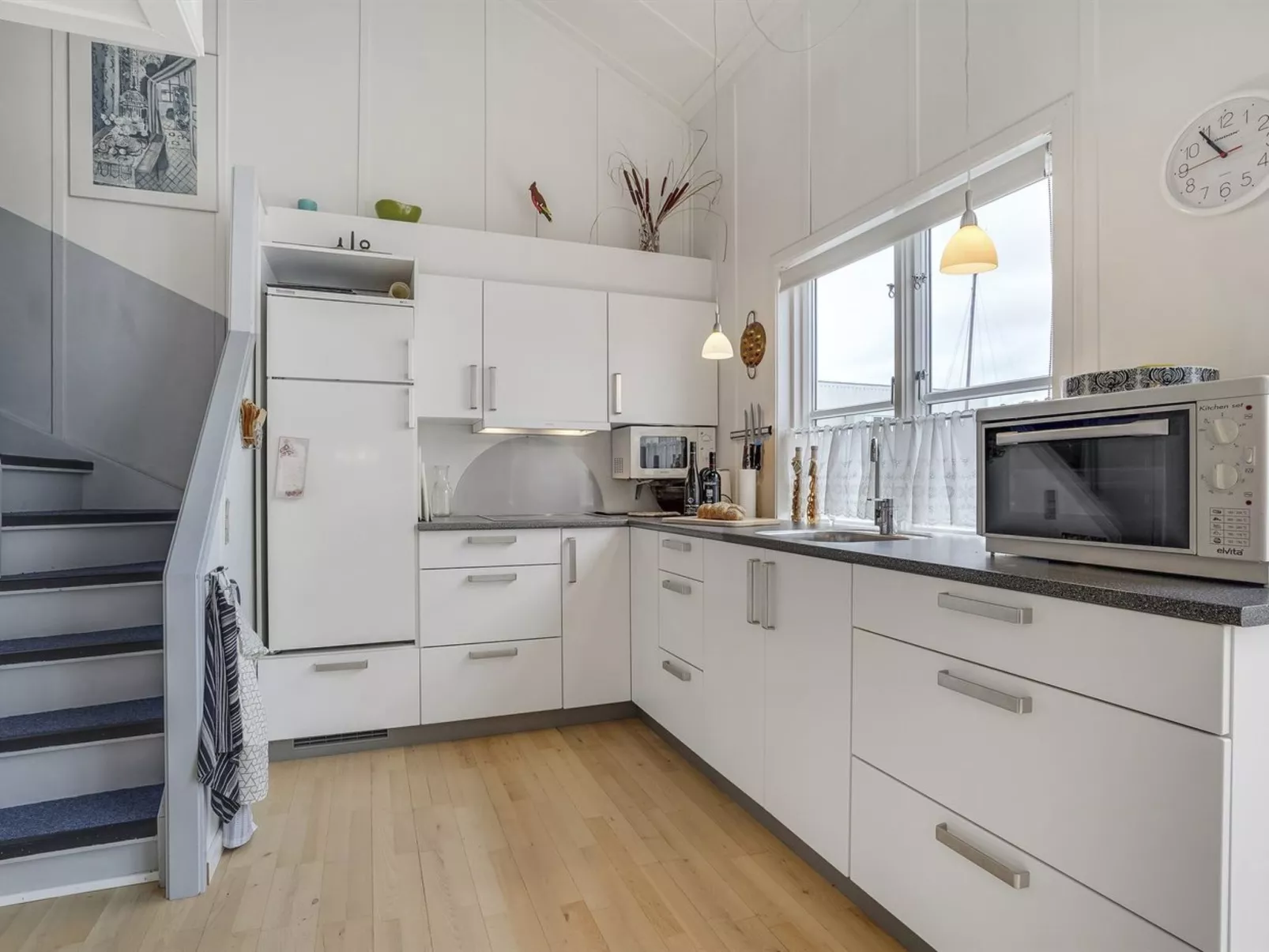 "Milo" - 5m from the sea-Binnen