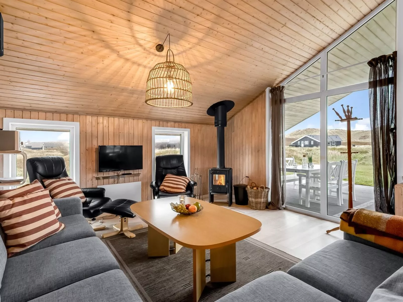 "Elnur" - 100m from the sea-Binnen