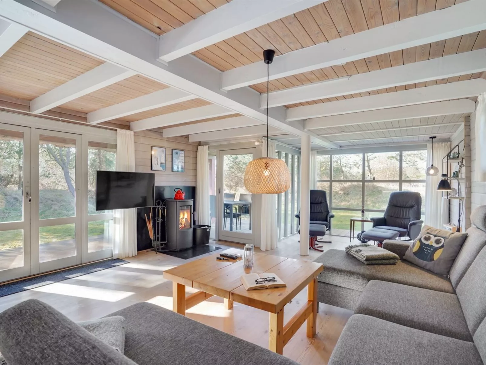 "Tine" - 2.3km from the sea-Binnen