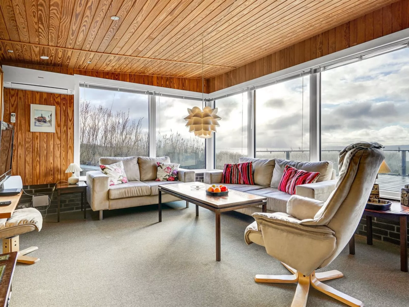 "Dzavid" - 10m from the sea-Binnen