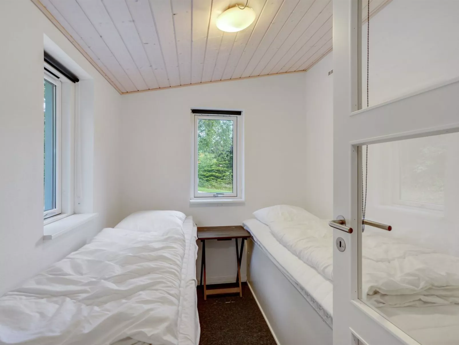 "Self" - 400m to the fjord-Binnen