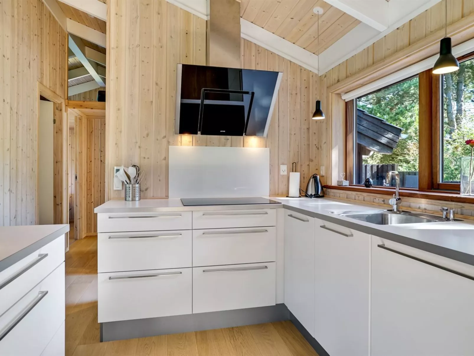 "Kali" - 900m to the fjord-Binnen