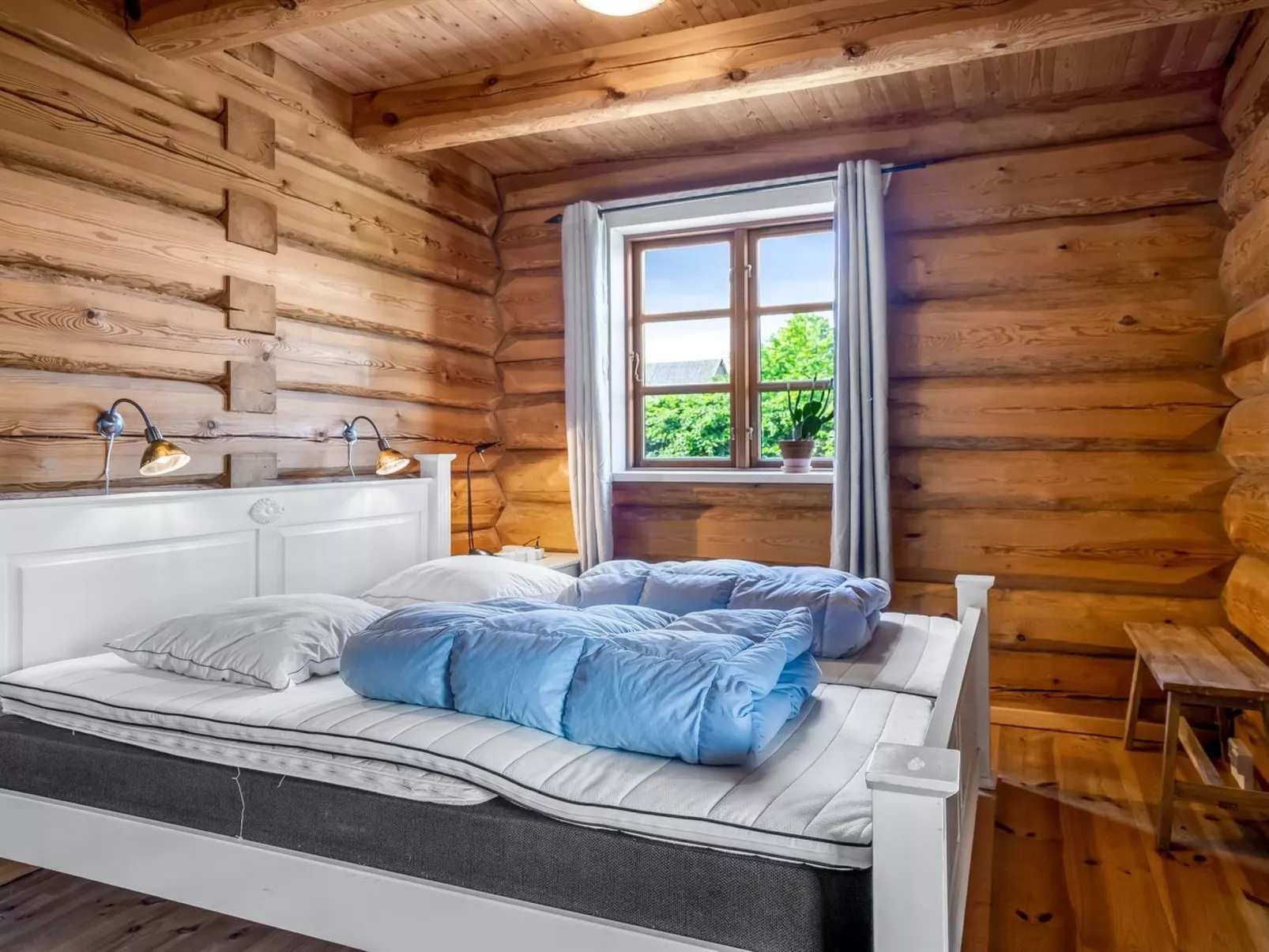 "Stamen" - 200m from the sea-Binnen