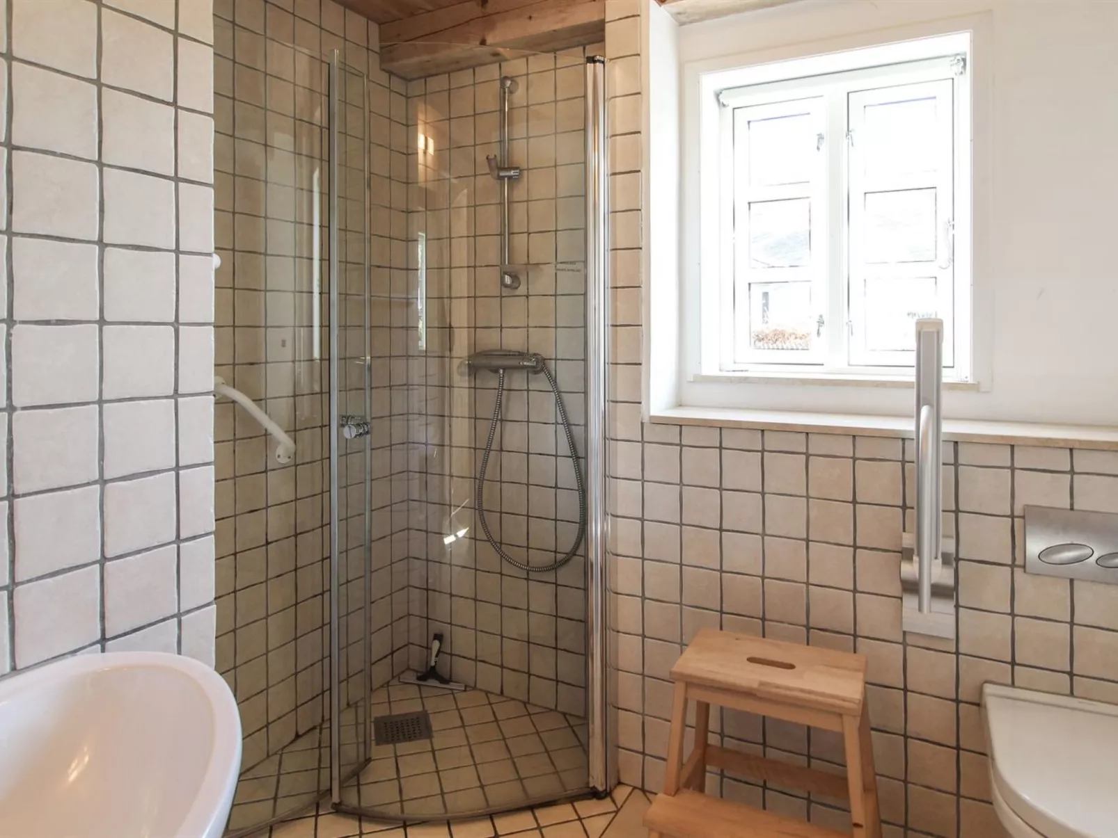 "Eva" - 1.5km to the fjord-Binnen