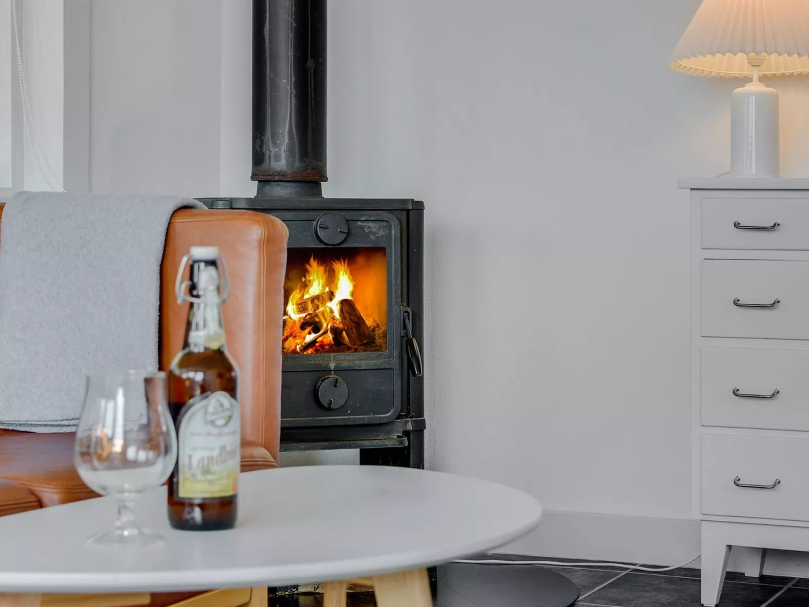 "Gjurgja" - 100m from the sea-Binnen