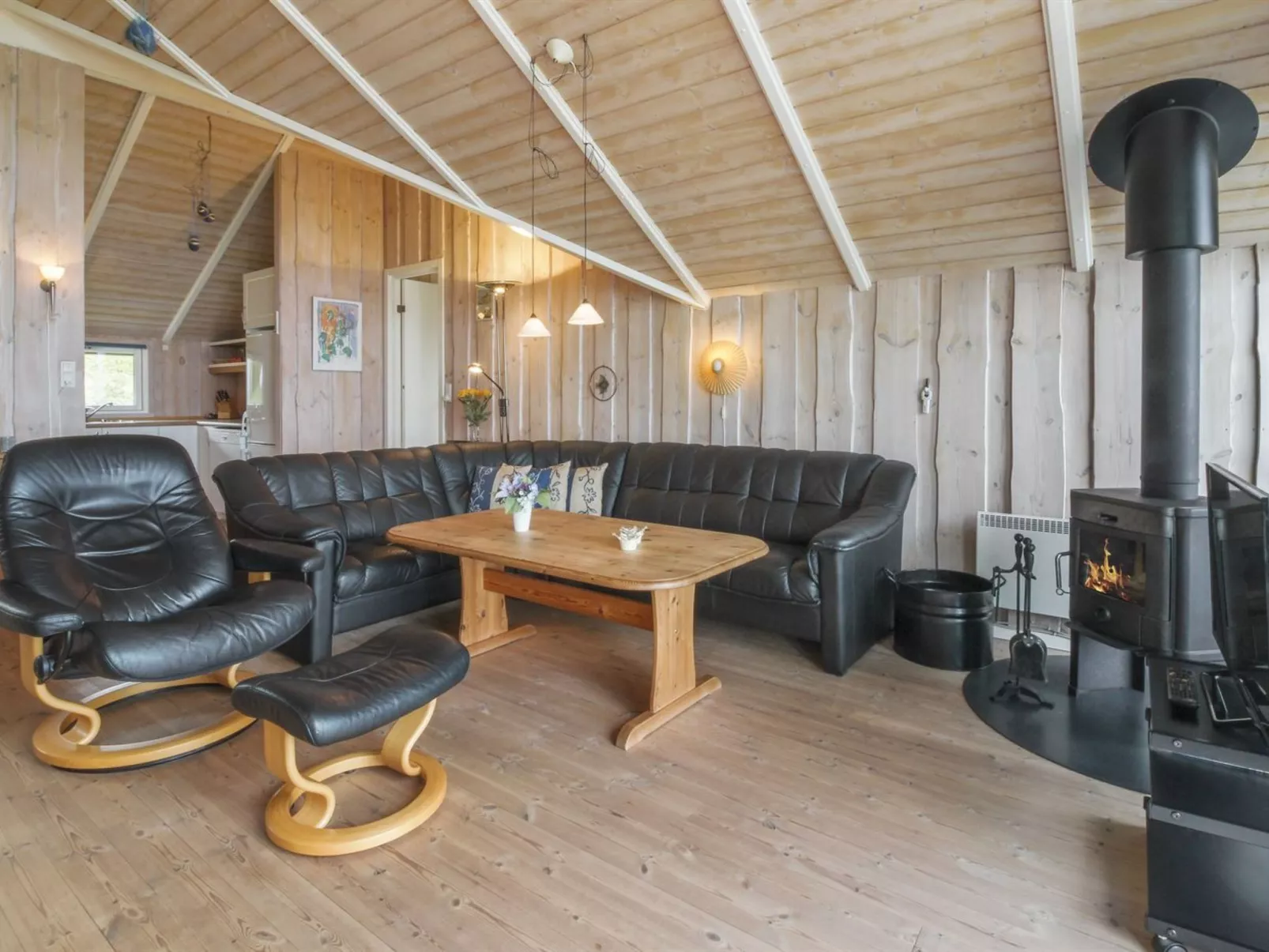 "Pirkka" - 50m to the fjord-Binnen