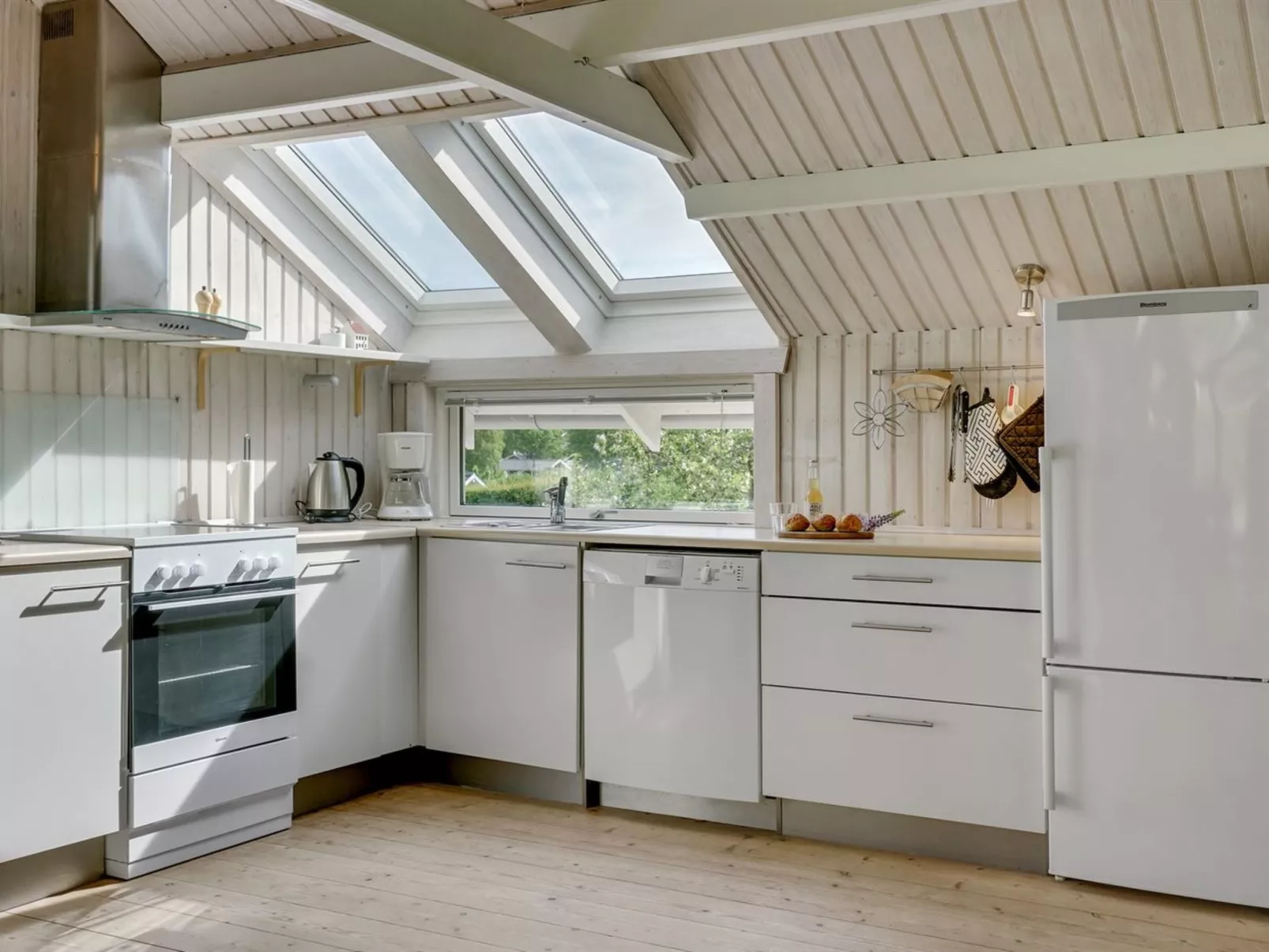 "Dea" - 850m from the sea-Binnen