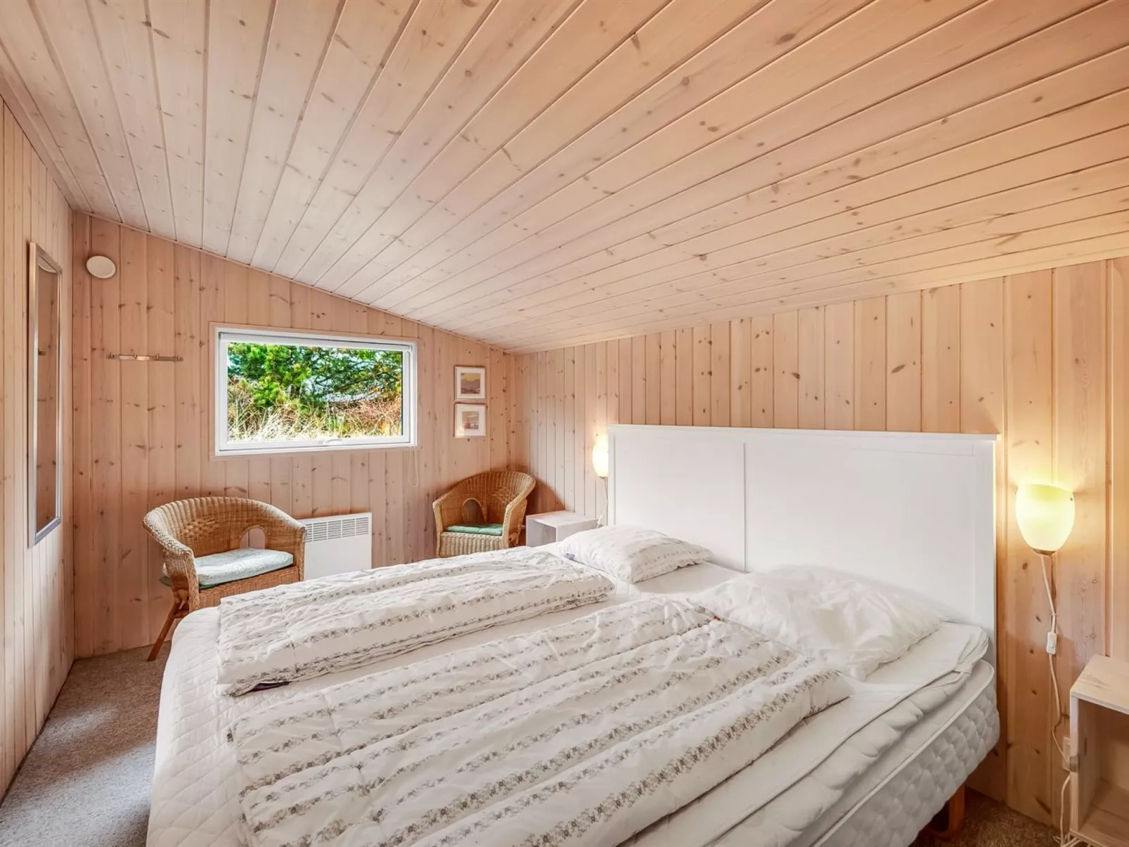 "Julan" - 600m from the sea-Binnen