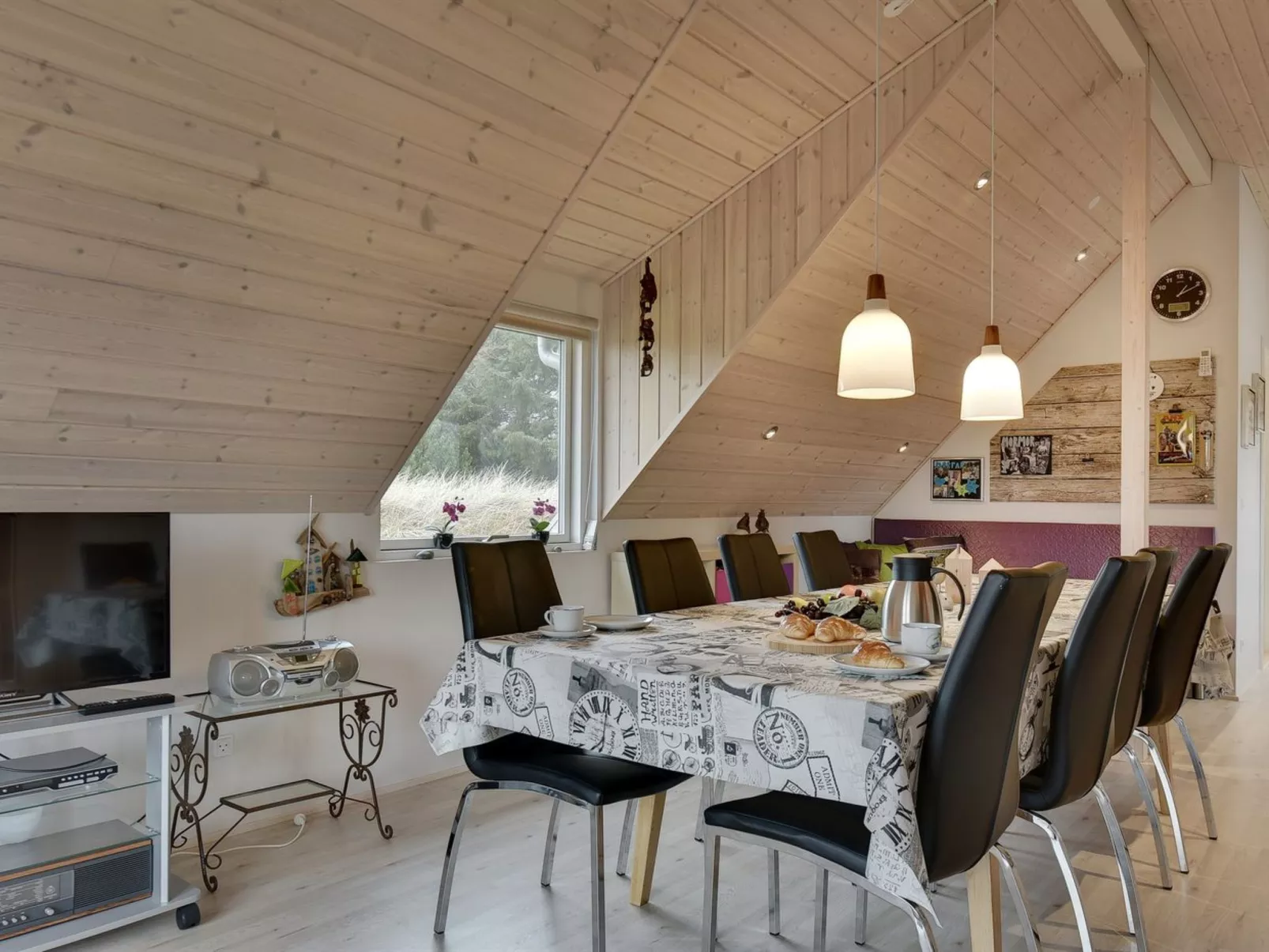 "Hinz" -  from the sea-Binnen