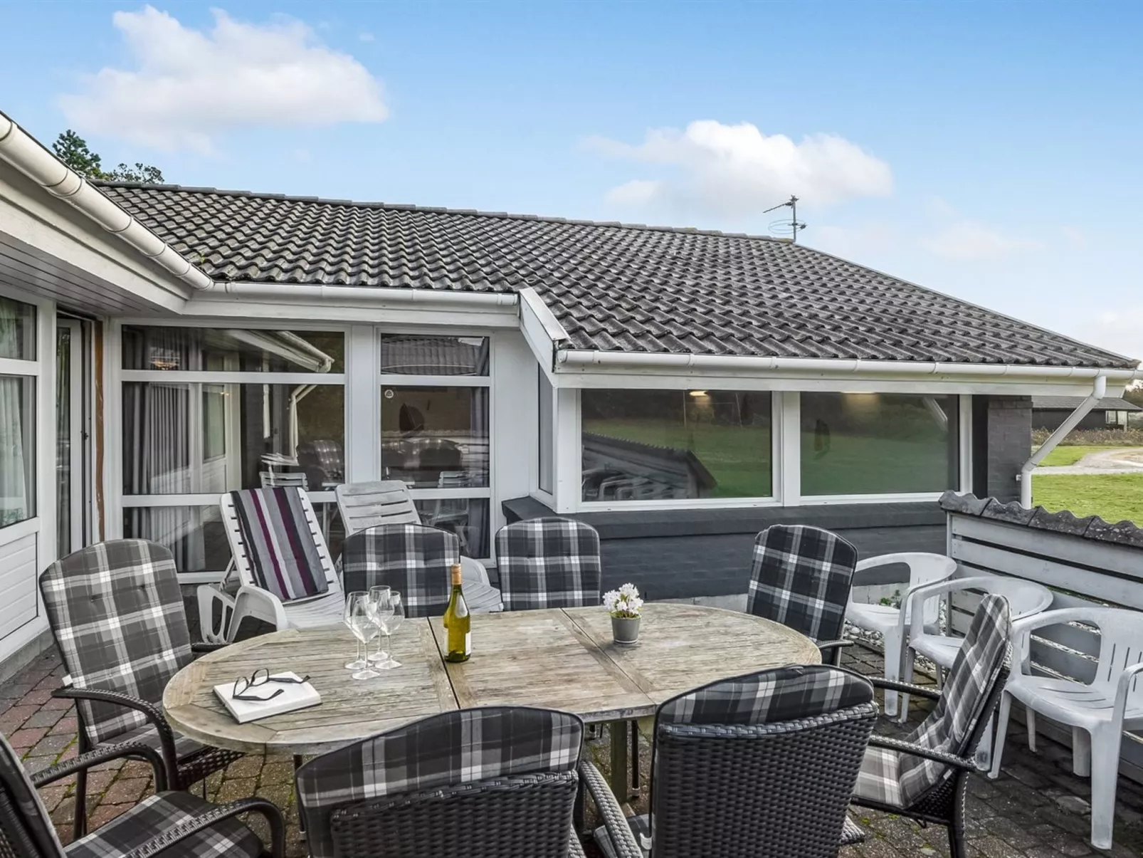 "Tali" - 700m from the sea-Buiten