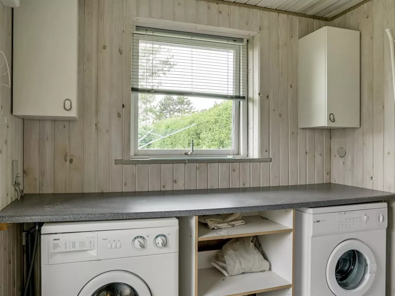 "Simonia" - 600m from the sea-Binnen