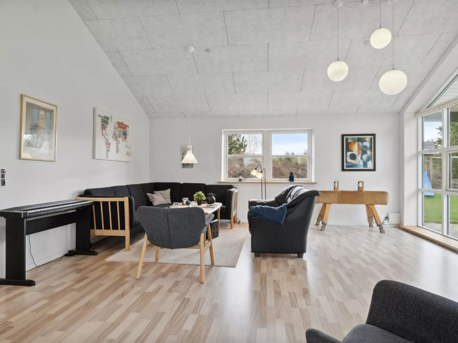 "Ljupco" - 500m to the fjord-Binnen