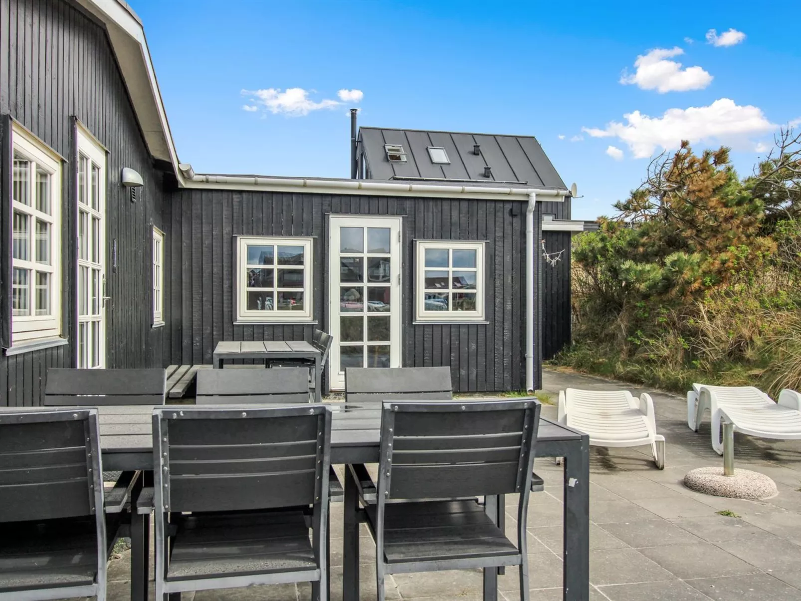 "Gudwer" - 300m from the sea-Buiten