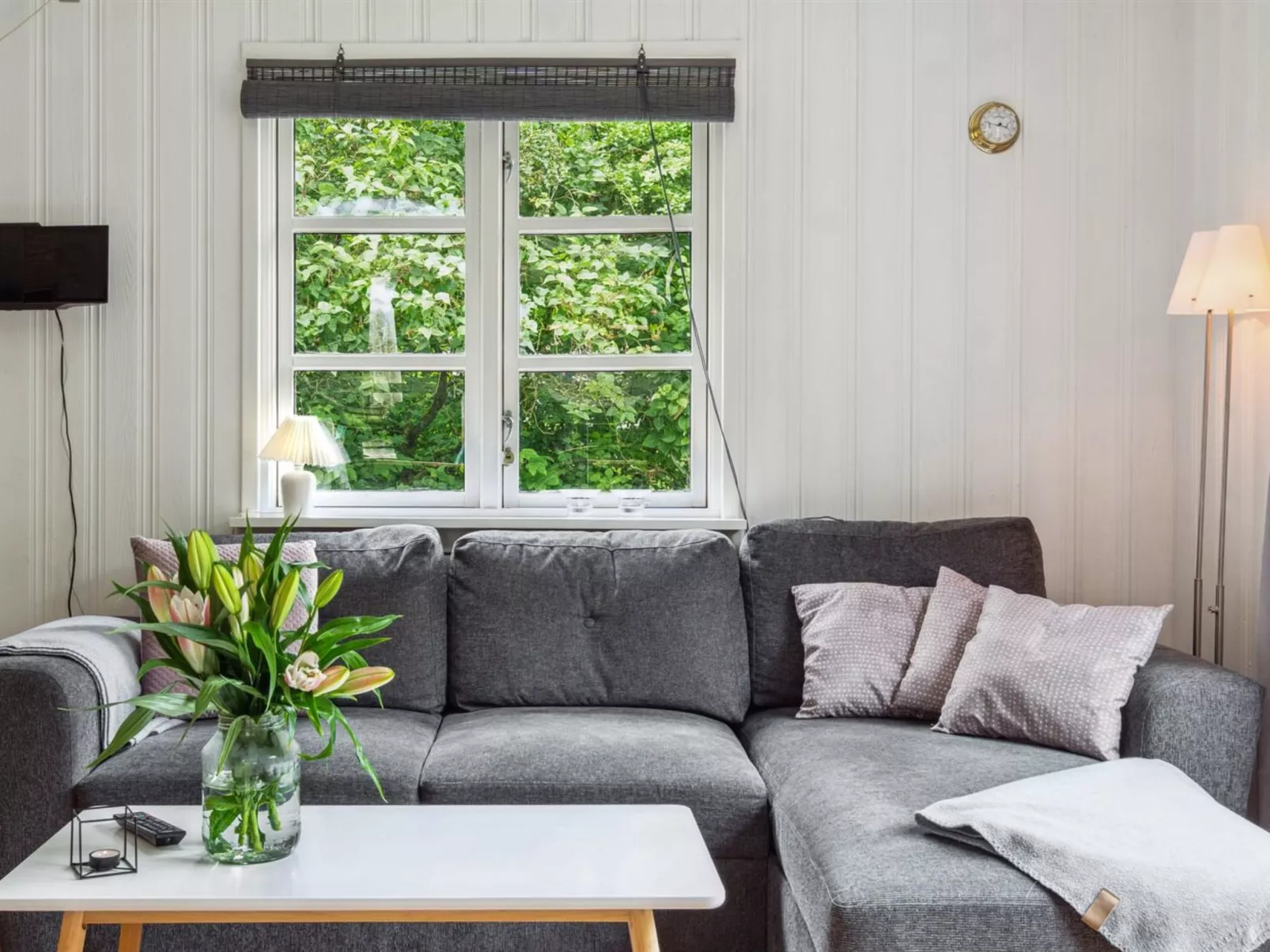 "Helghi" - 30km from the sea-Binnen