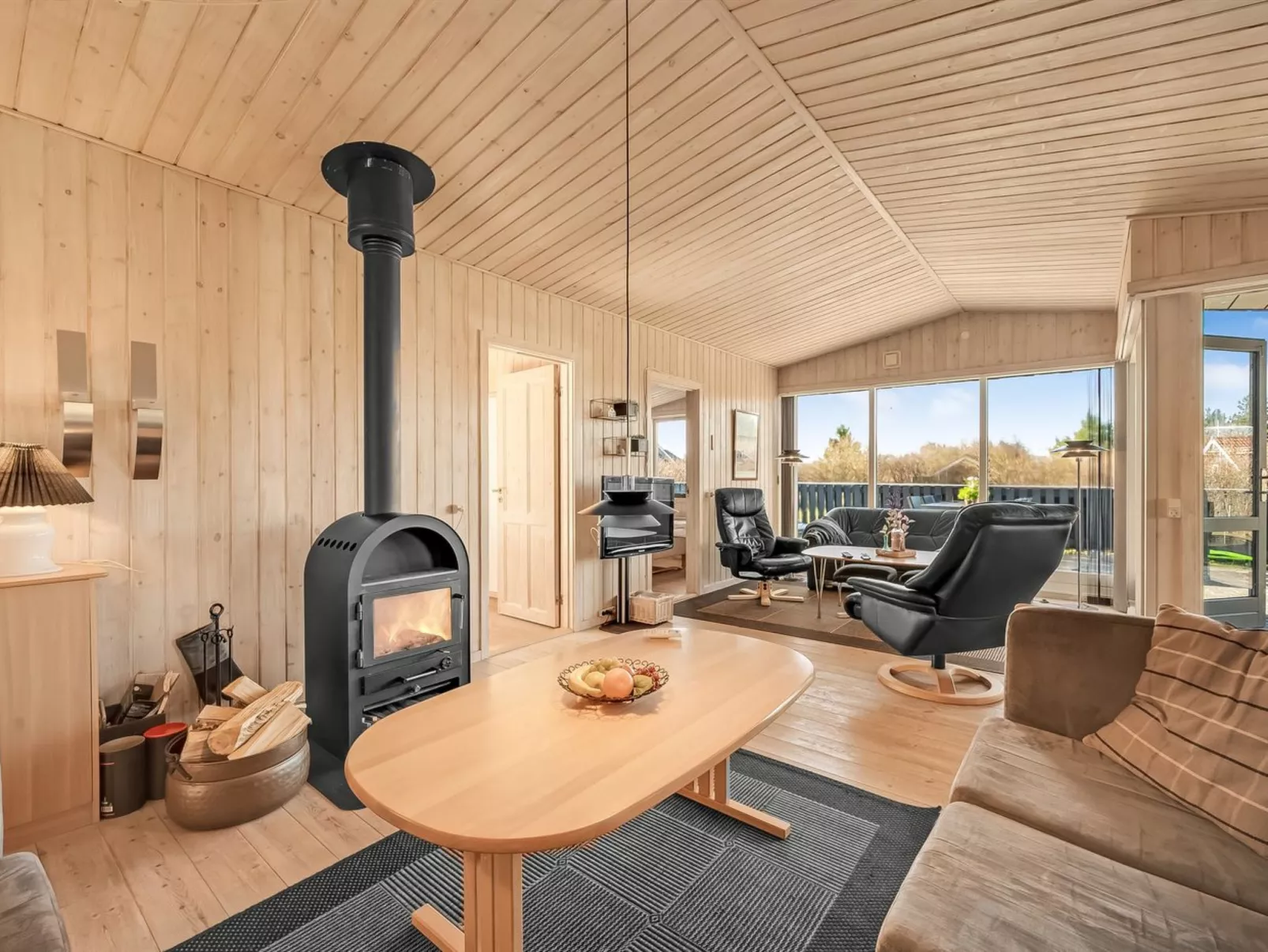 "Benjamina" - 530m to the fjord-Binnen