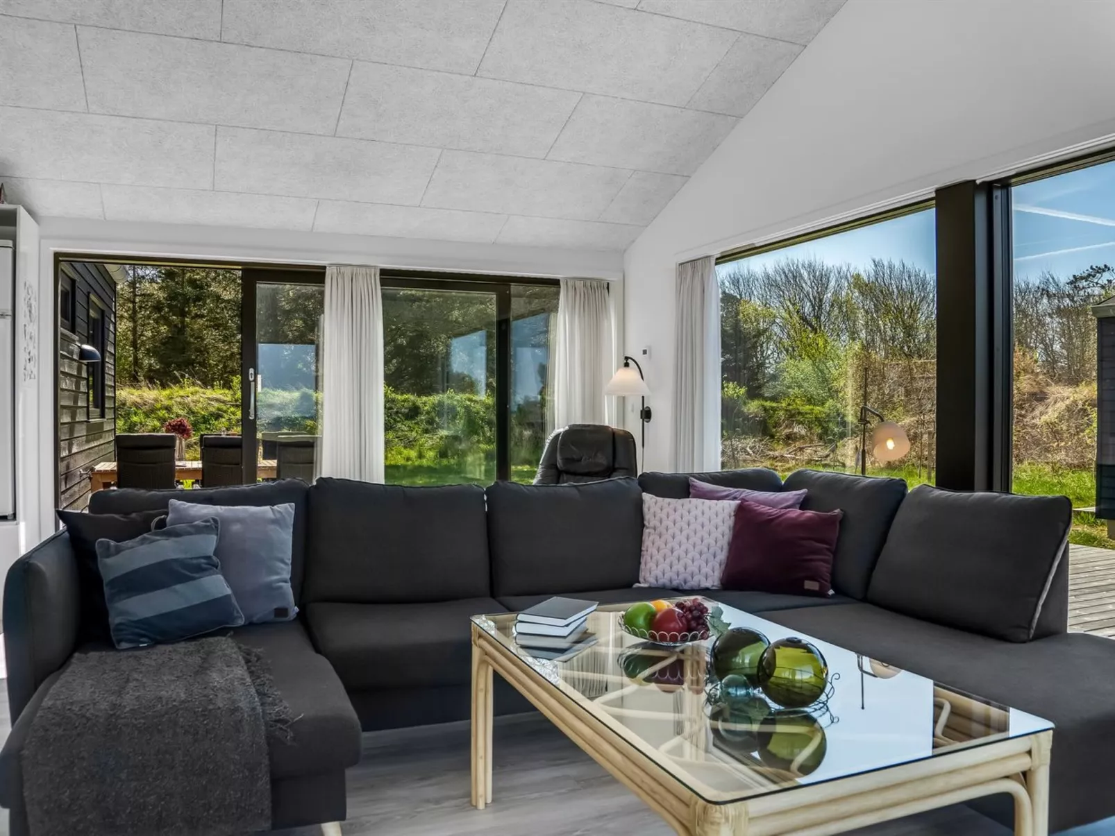 "Merete" - 900m from the sea-Binnen