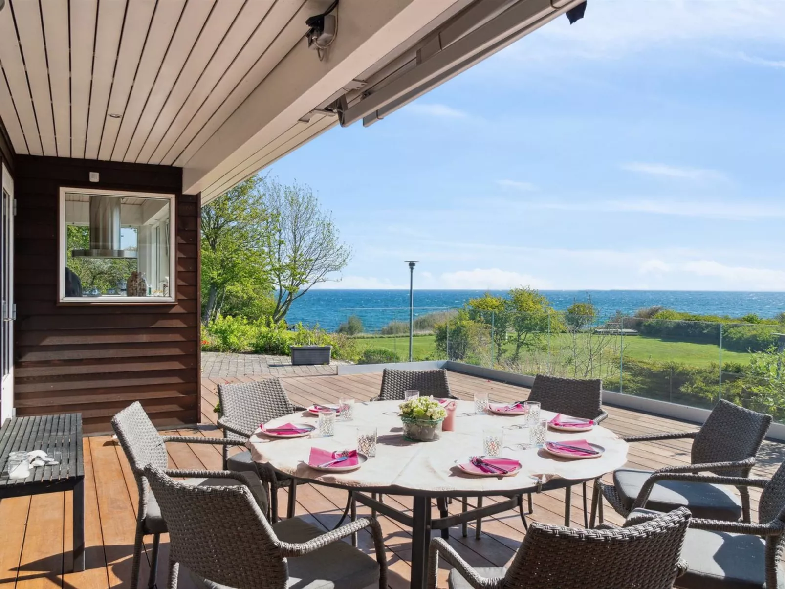 "Sahid" - 20m from the sea-Buiten