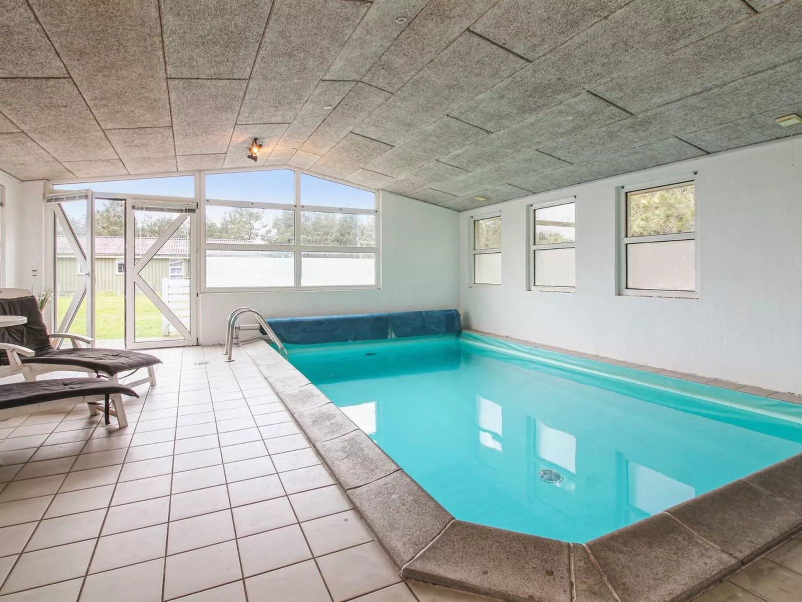 "Ingebore" - 700m from the sea-Buiten