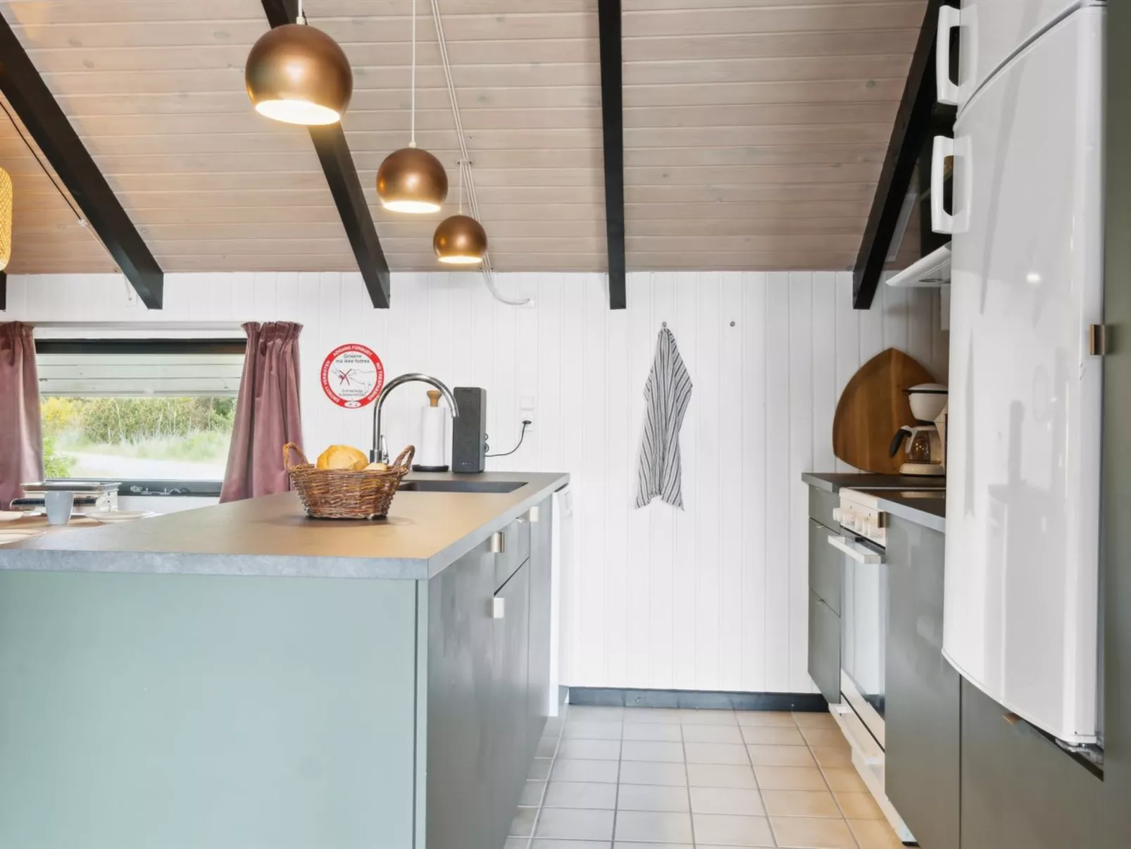 "Myrte" - 900m from the sea-Binnen