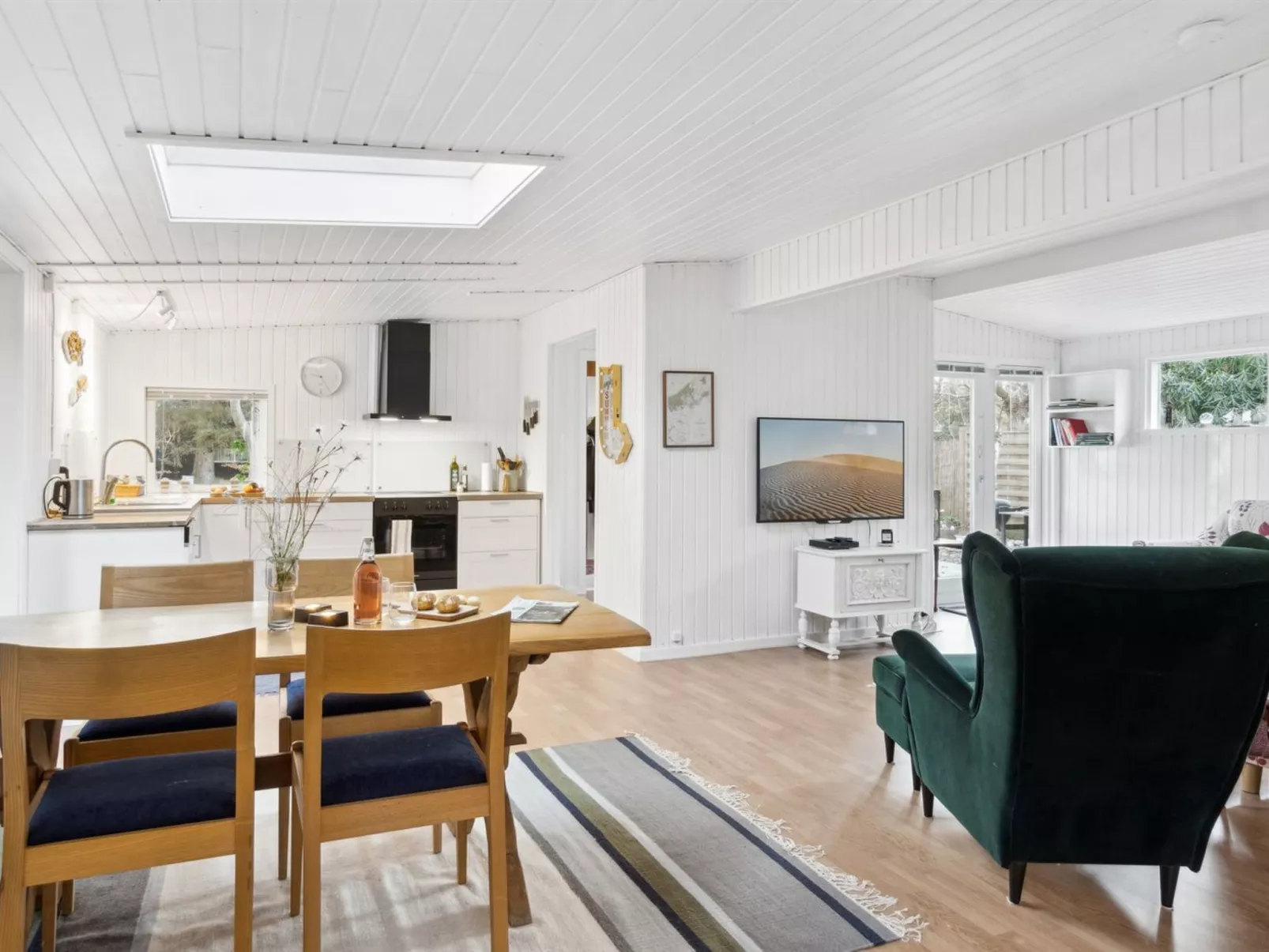 "Herminia" - 800m from the sea-Binnen