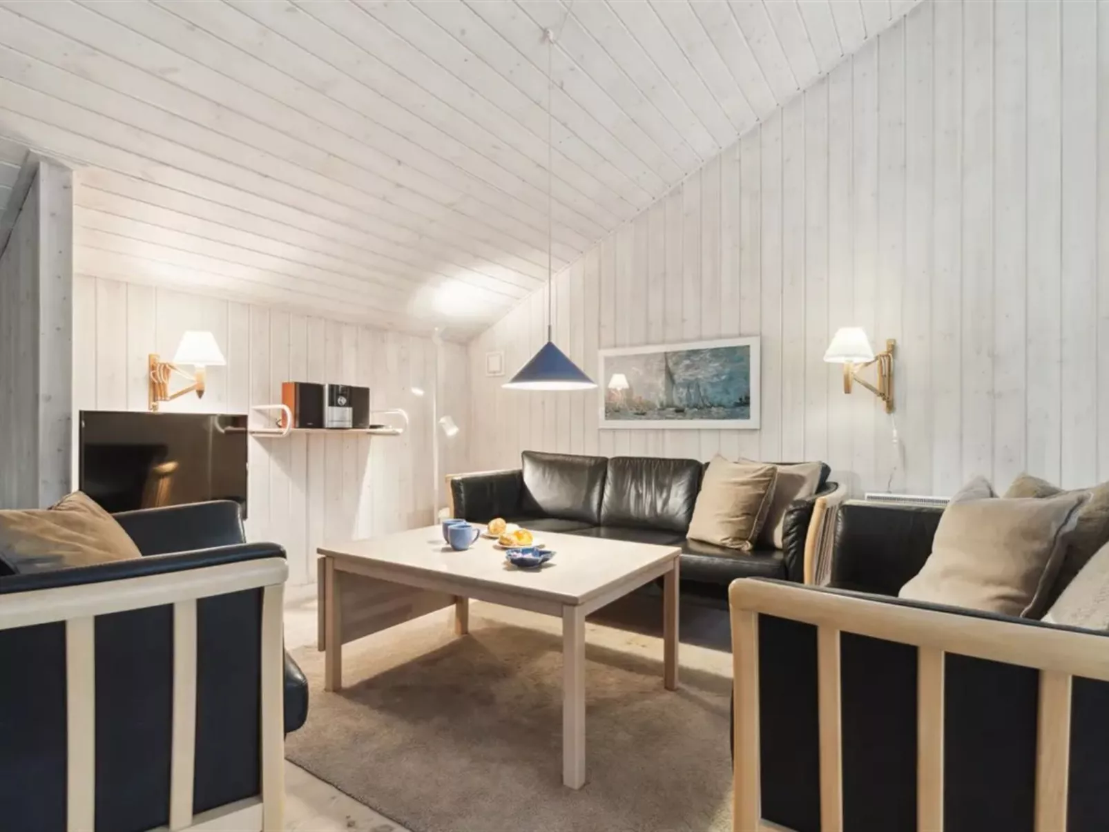 "Micaela" - 450m from the sea-Binnen